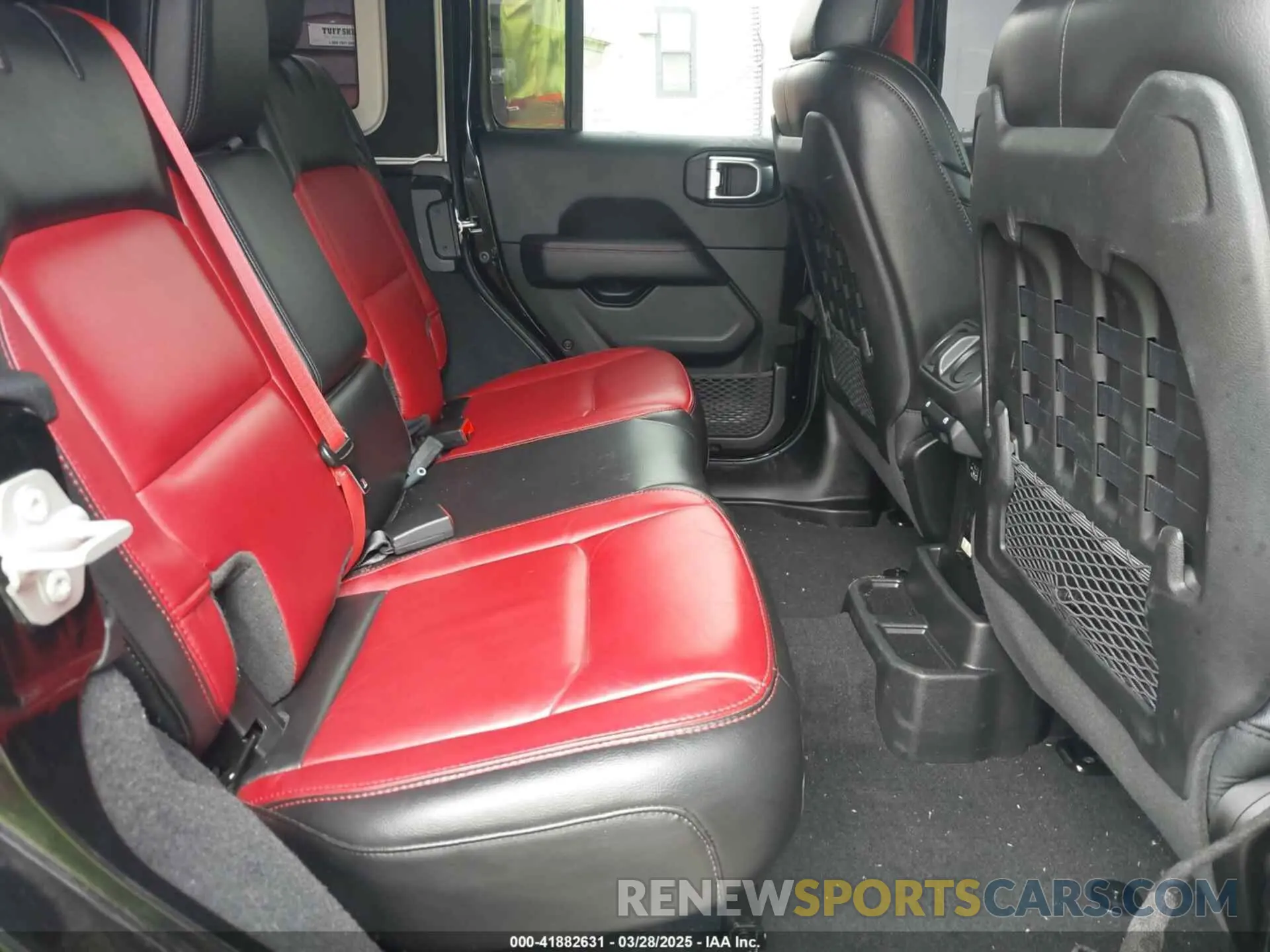 8 fotografías del automóvil dañado 1C4JJXSJ3PW694593 JEEP WRANGLER 2023