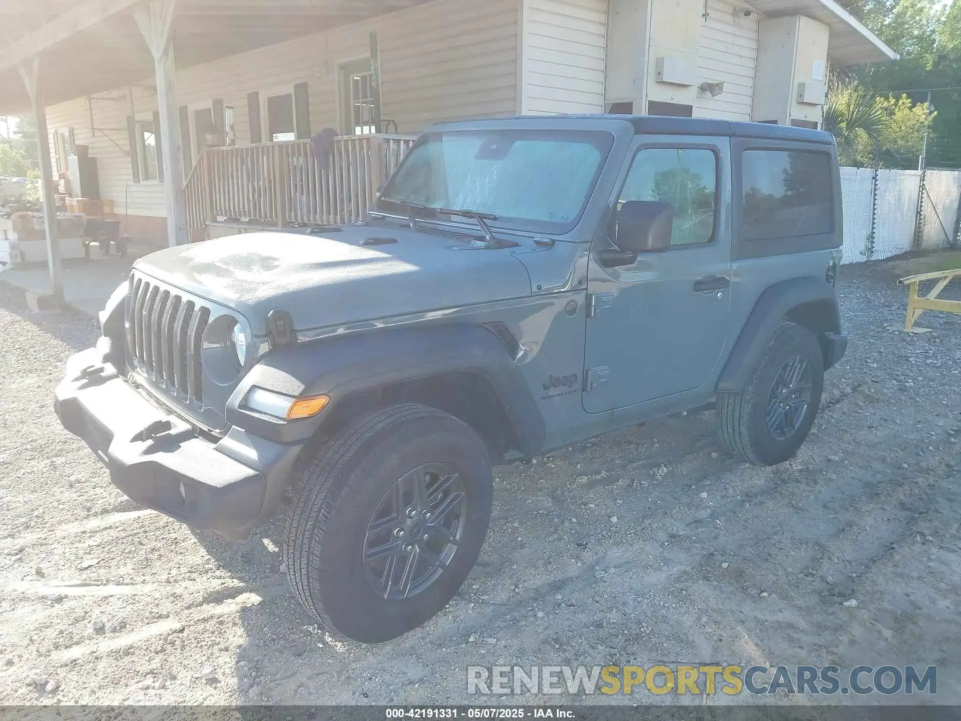 2 fotografías del automóvil dañado 1C4PJXAG3RW222946 JEEP WRANGLER 2024