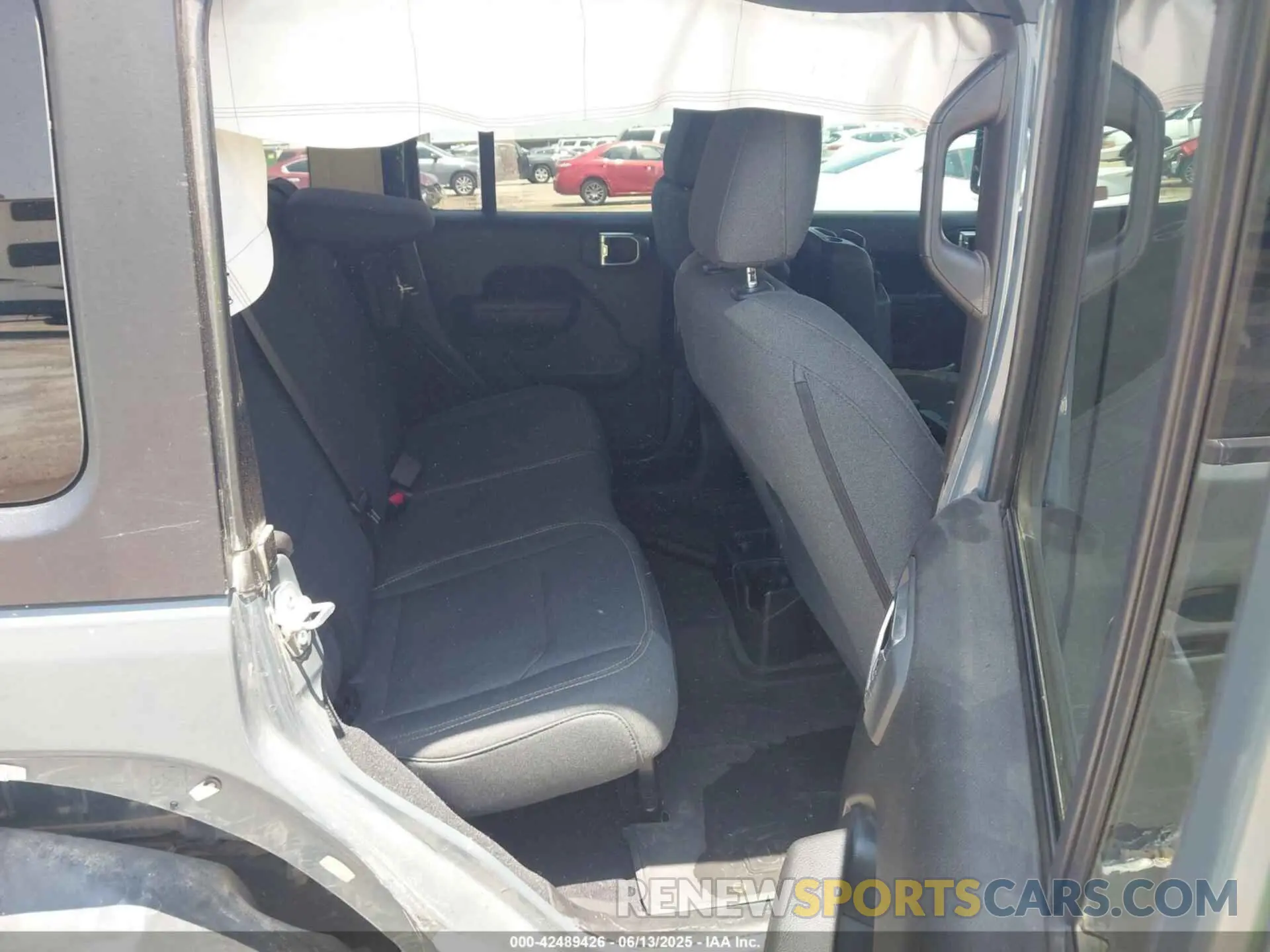 8 fotografías del automóvil dañado 1C4PJXDG0RW238162 JEEP WRANGLER 2024
