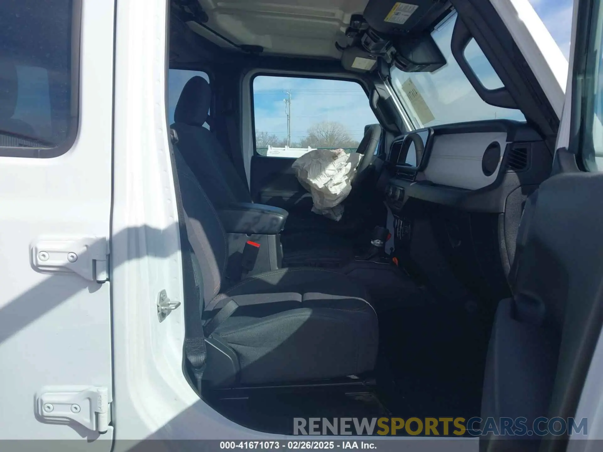 5 fotografías del automóvil dañado 1C4PJXDN4RW300936 JEEP WRANGLER 2024