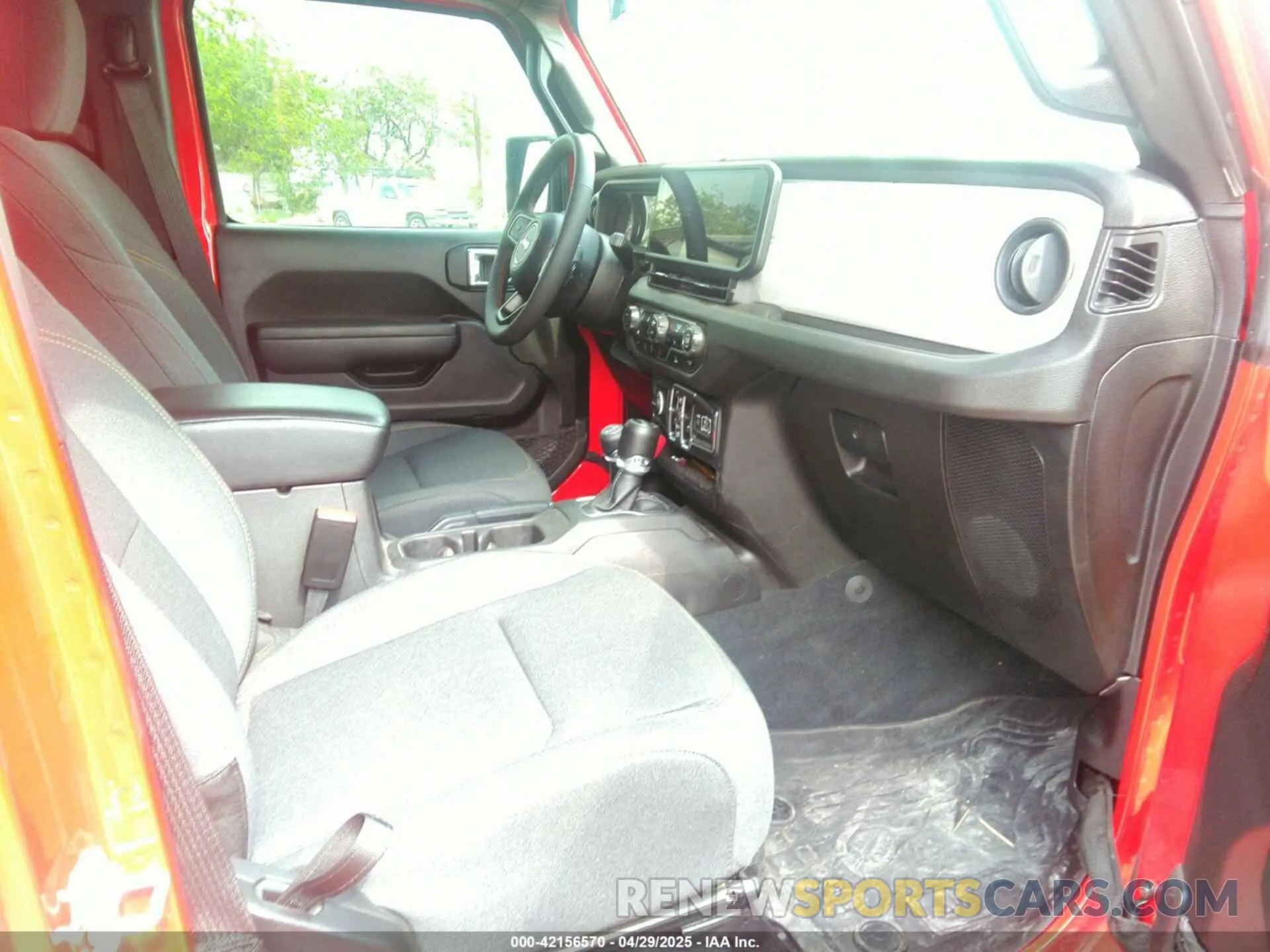 5 fotografías del automóvil dañado 1C4PJXDNXRW110431 JEEP WRANGLER 2024