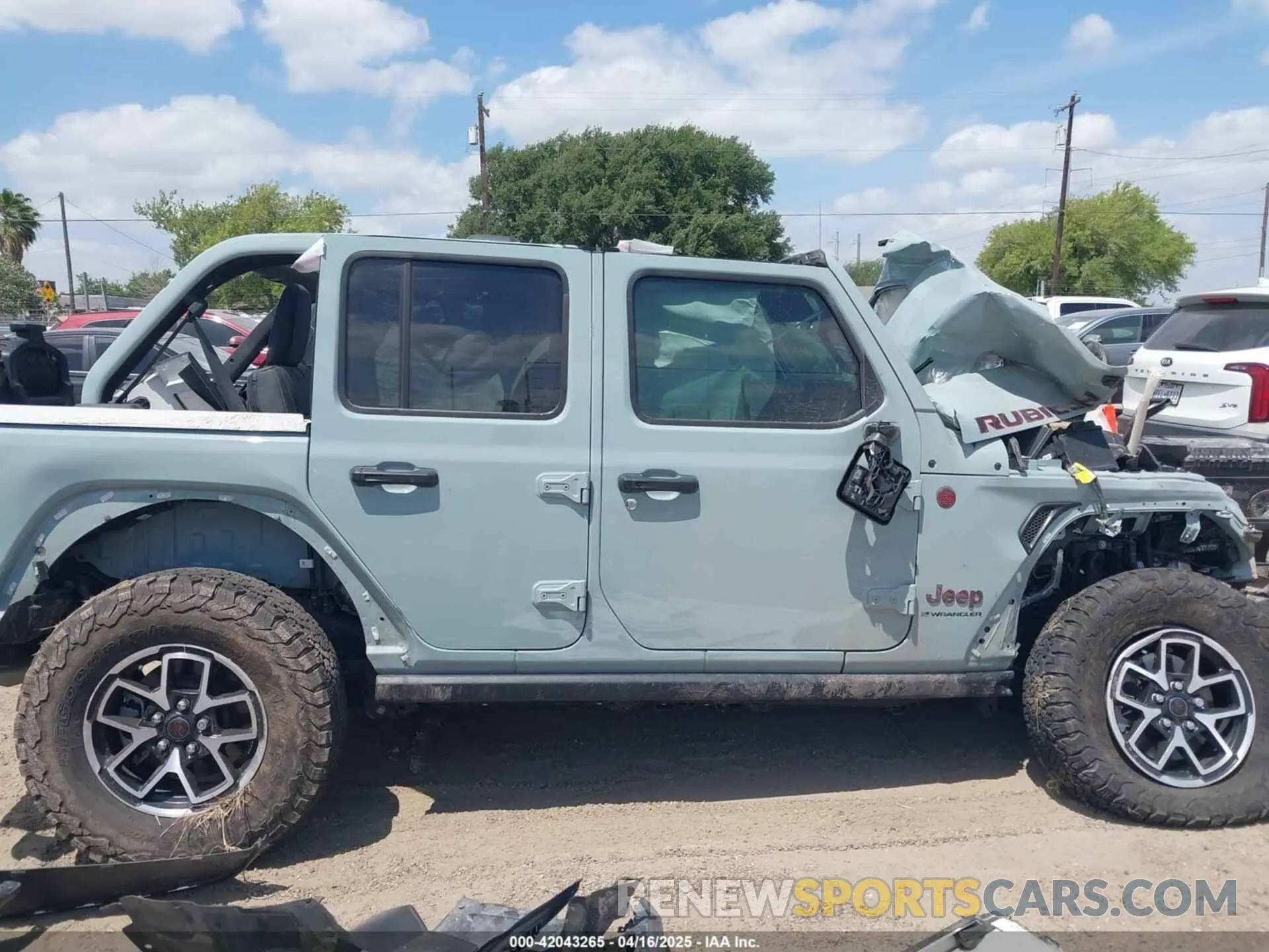 13 fotografías del automóvil dañado 1C4PJXFG4RW266186 JEEP WRANGLER 2024