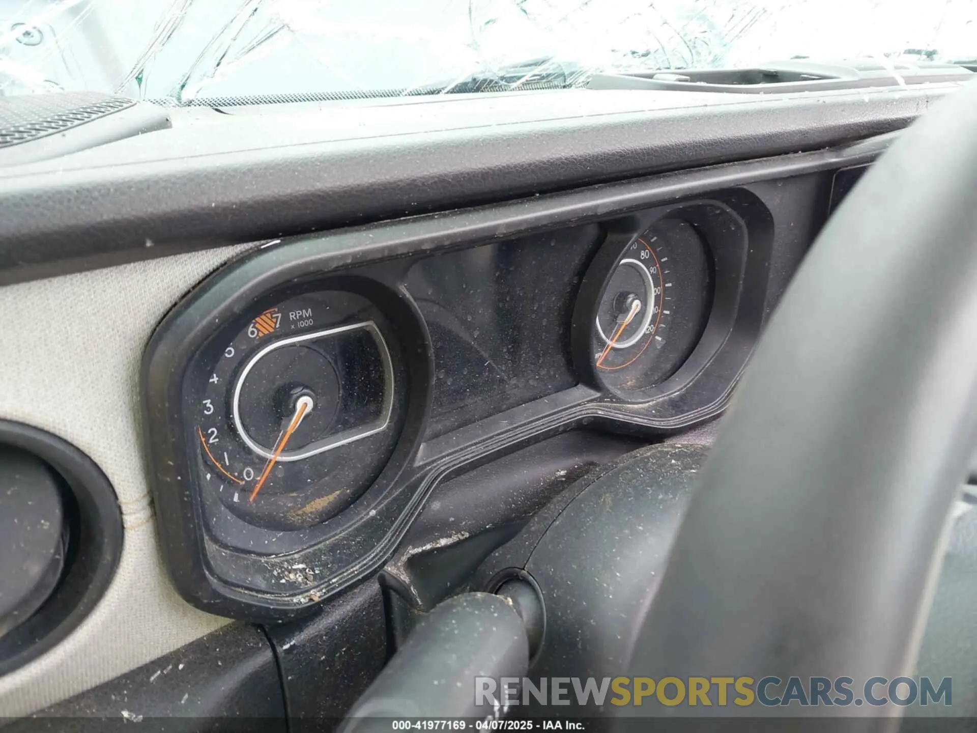 7 fotografías del automóvil dañado 1C4RJXDG7RW261575 JEEP WRANGLER 2024
