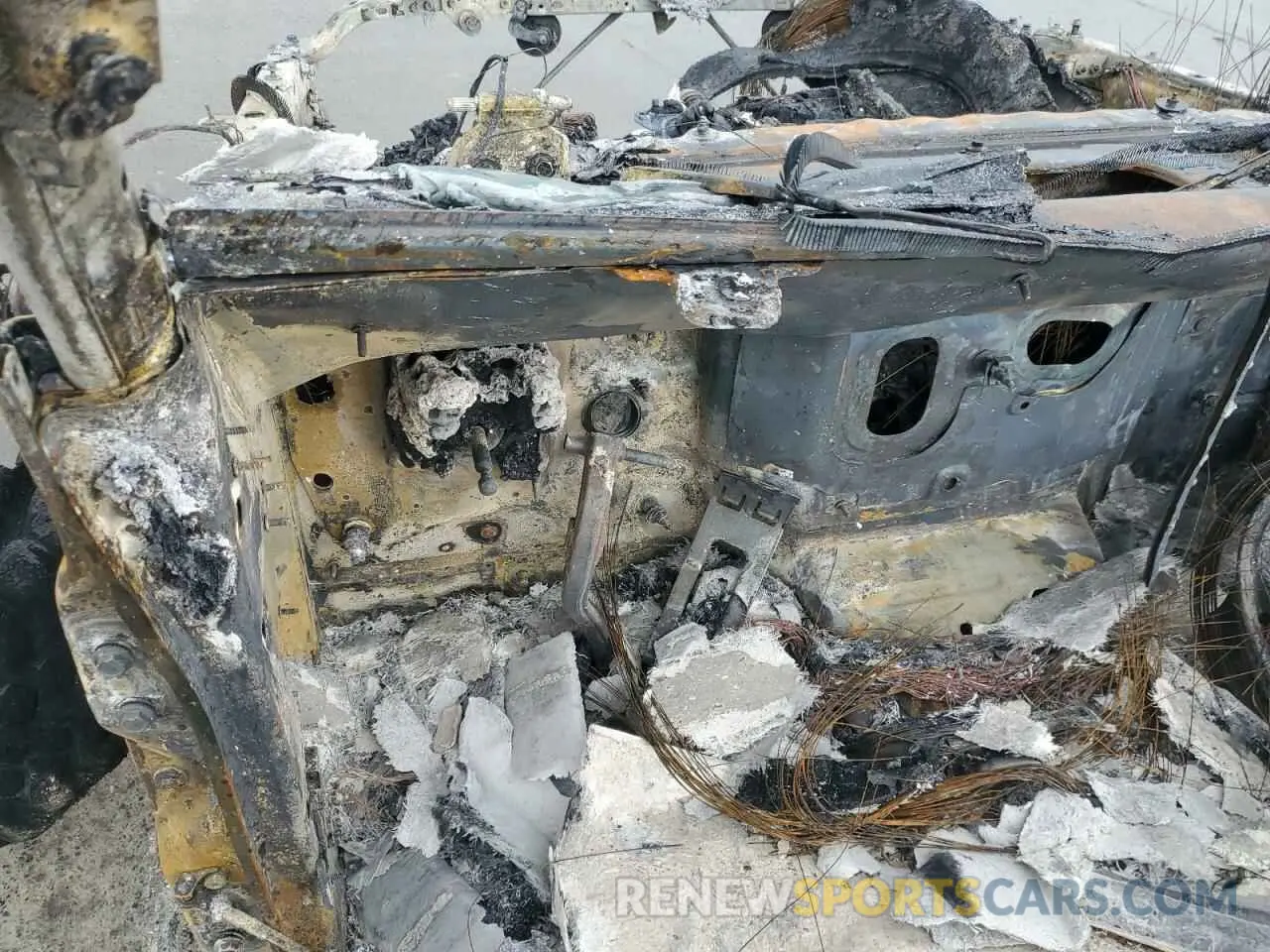 9 fotografías del automóvil dañado 1C4RJXN6XRW310449 JEEP WRANGLER 2024