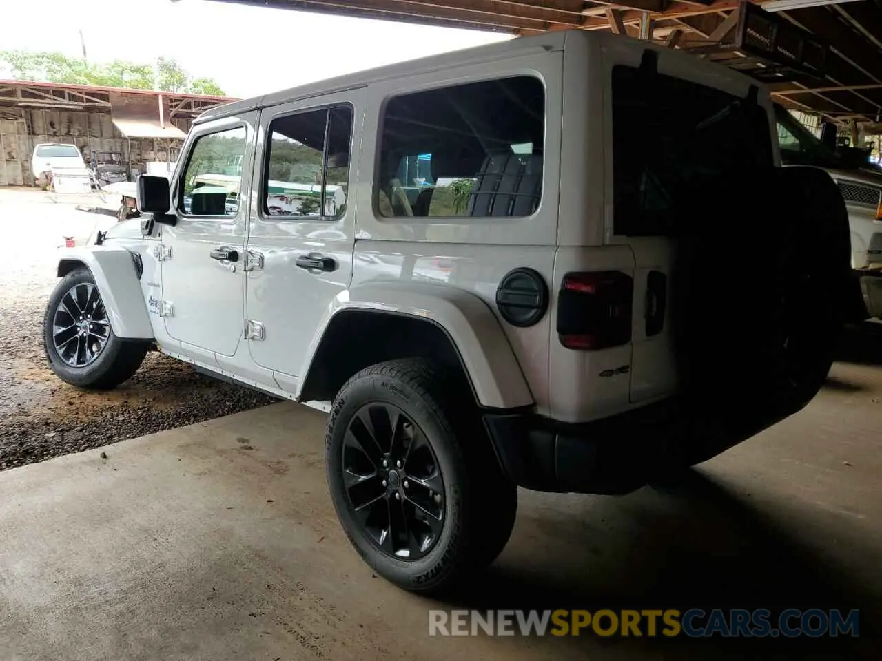 2 fotografías del automóvil dañado 1C4RJXP67RW223380 JEEP WRANGLER 2024