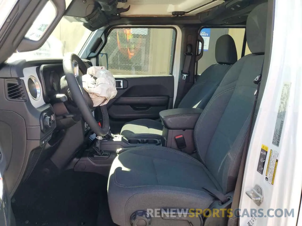 7 fotografías del automóvil dañado 1C4RJXP68RW292921 JEEP WRANGLER 2024