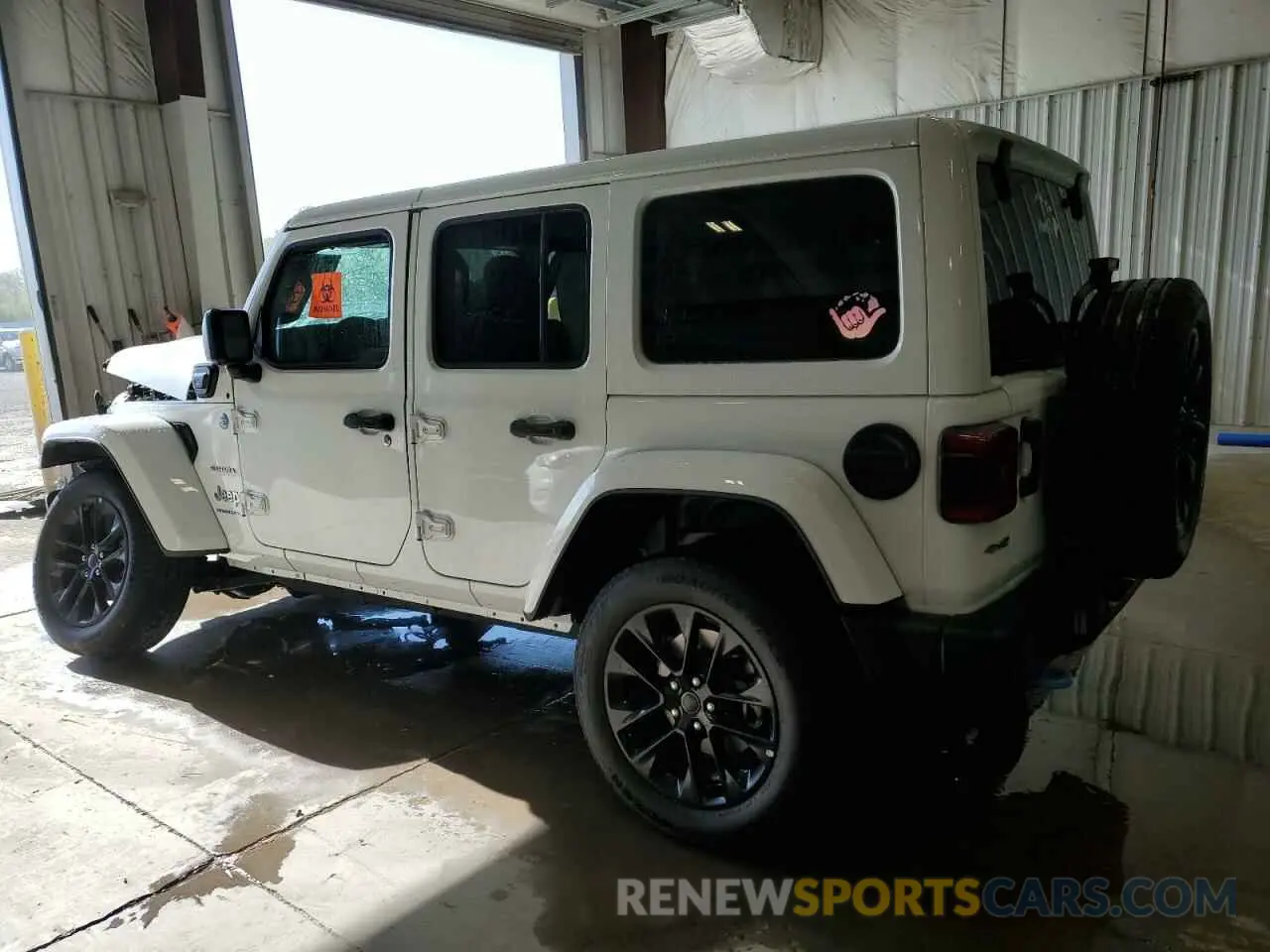 2 fotografías del automóvil dañado 1C4RJXP69RW231965 JEEP WRANGLER 2024