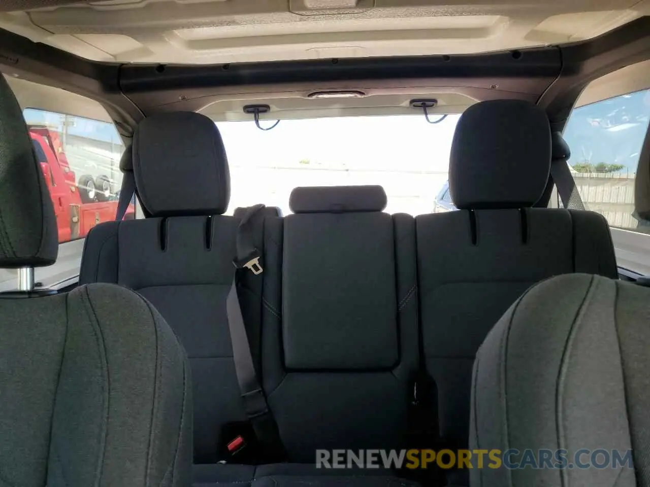10 fotografías del automóvil dañado 1C4RJXP6XRW294430 JEEP WRANGLER 2024