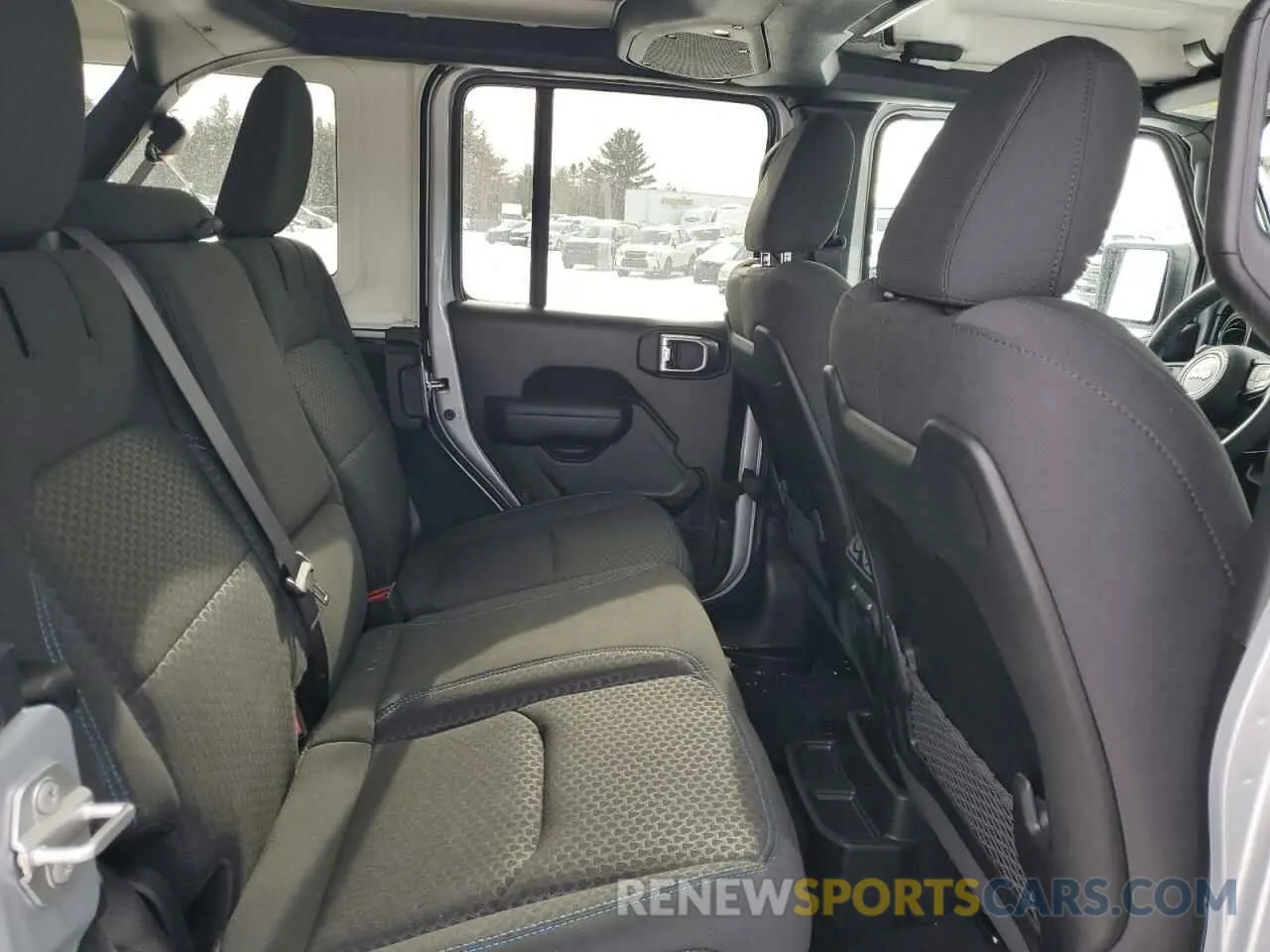 11 fotografías del automóvil dañado 1C4RJXR69RW157332 JEEP WRANGLER 2024