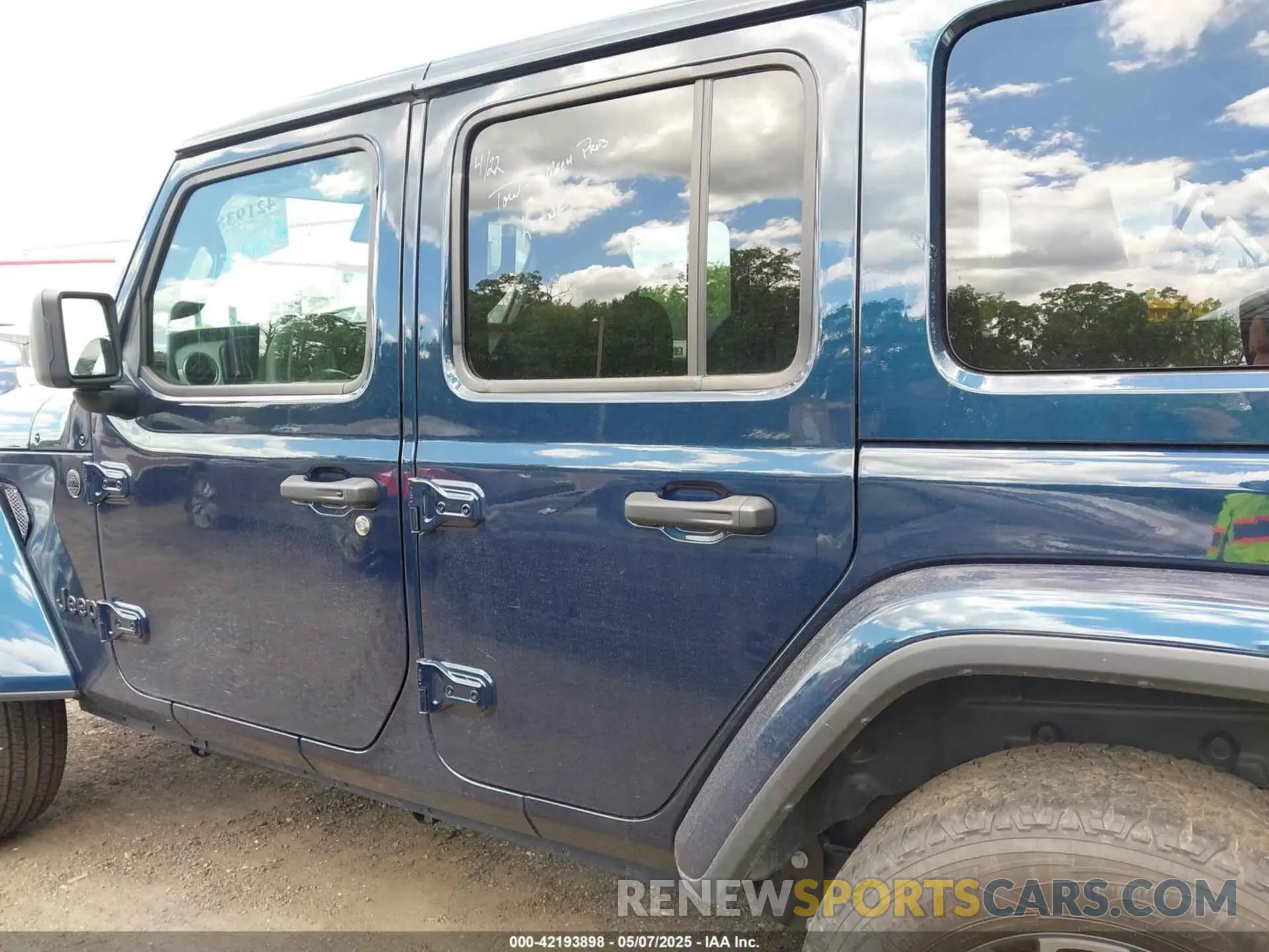 14 fotografías del automóvil dañado 1C4PJXEN0SW526234 JEEP WRANGLER 2025