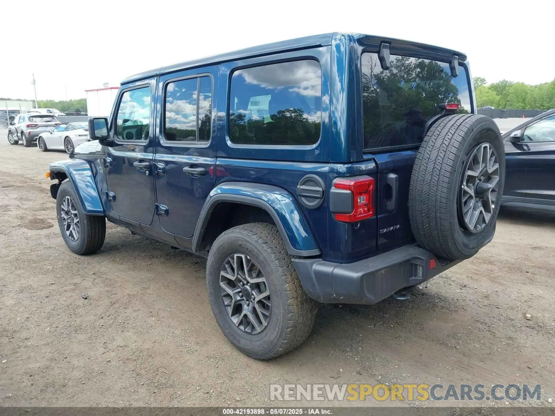 3 fotografías del automóvil dañado 1C4PJXEN0SW526234 JEEP WRANGLER 2025