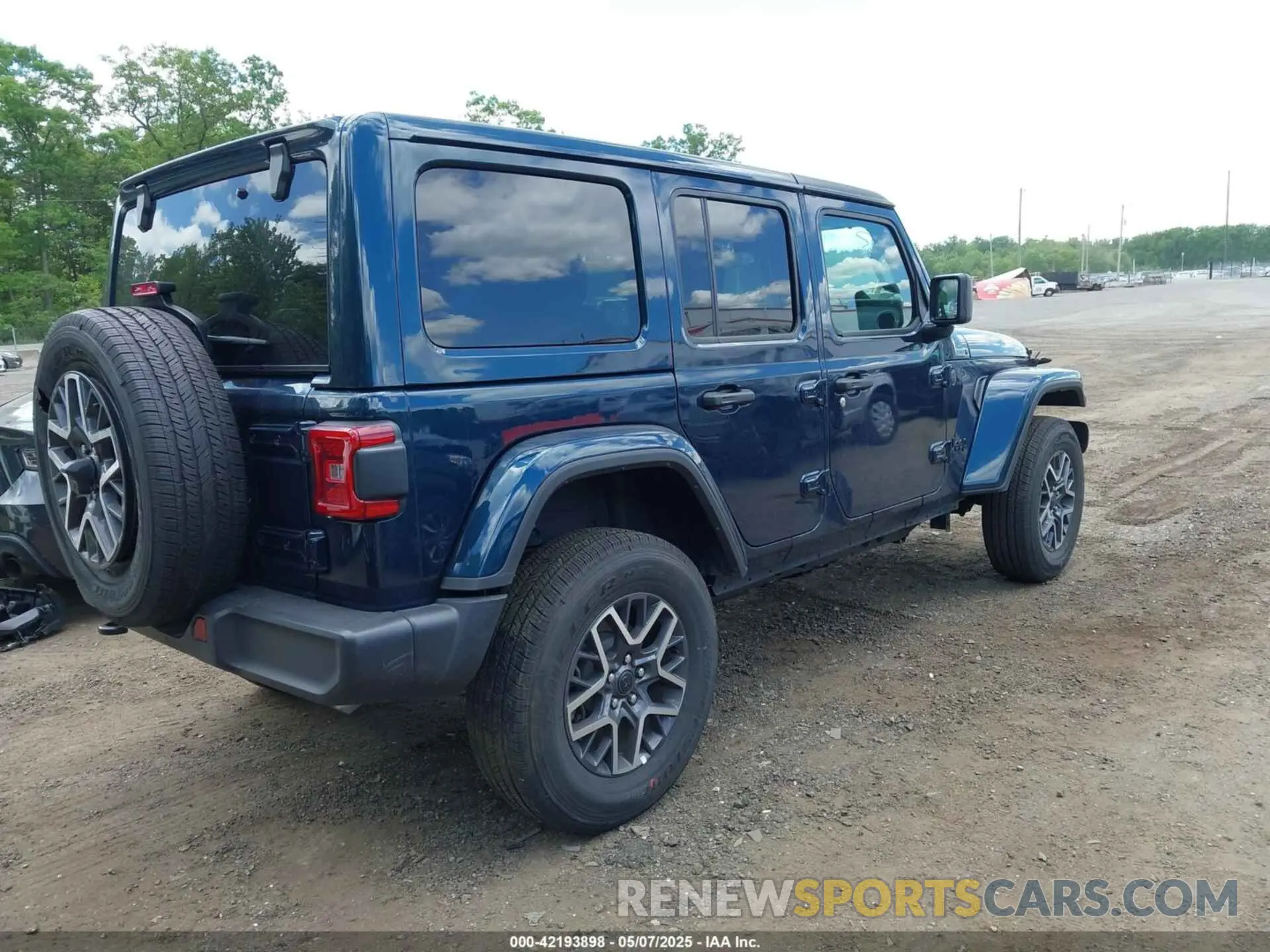 4 fotografías del automóvil dañado 1C4PJXEN0SW526234 JEEP WRANGLER 2025