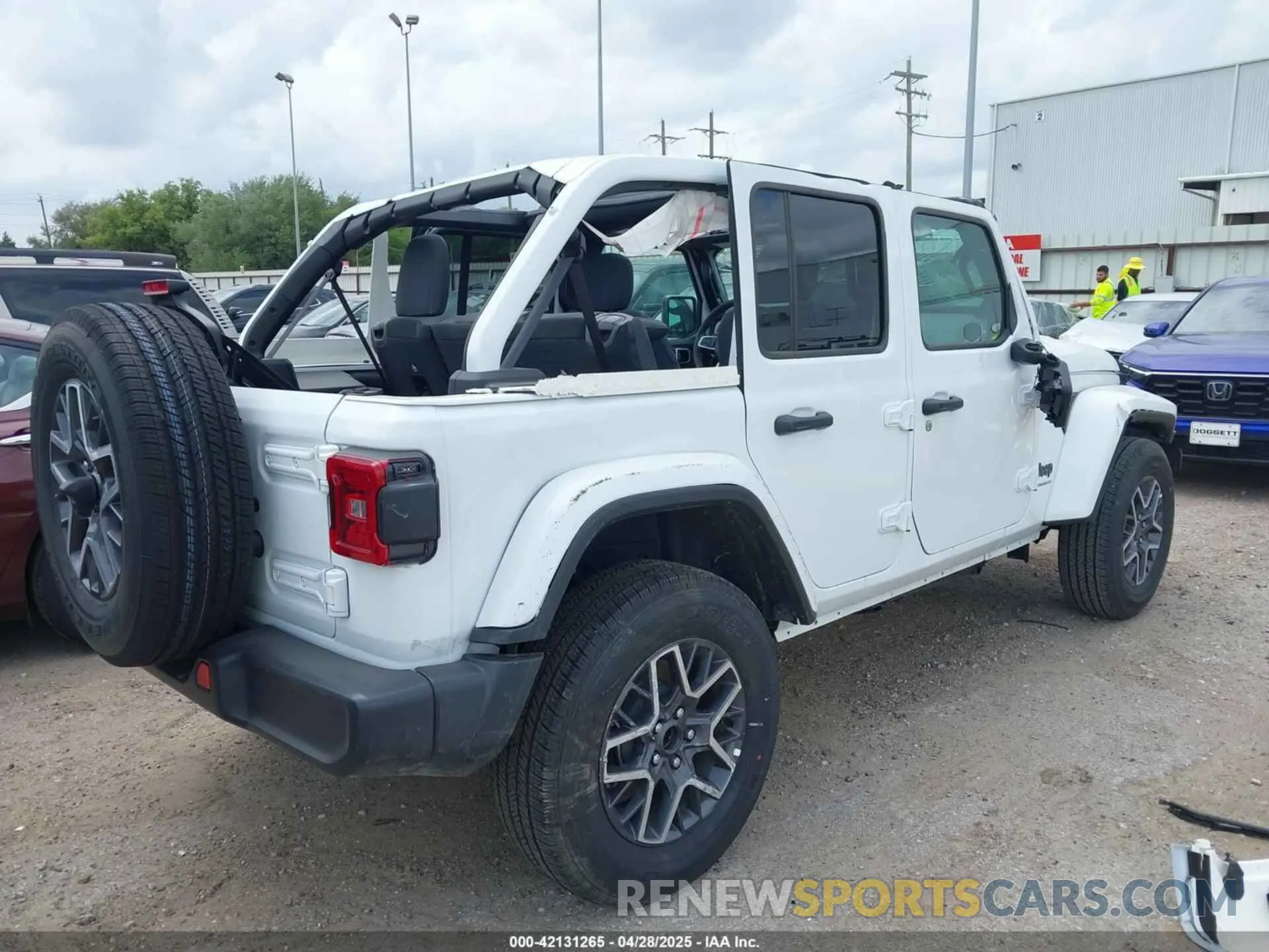 4 fotografías del automóvil dañado 1C4PJXEN1SW528297 JEEP WRANGLER 2025