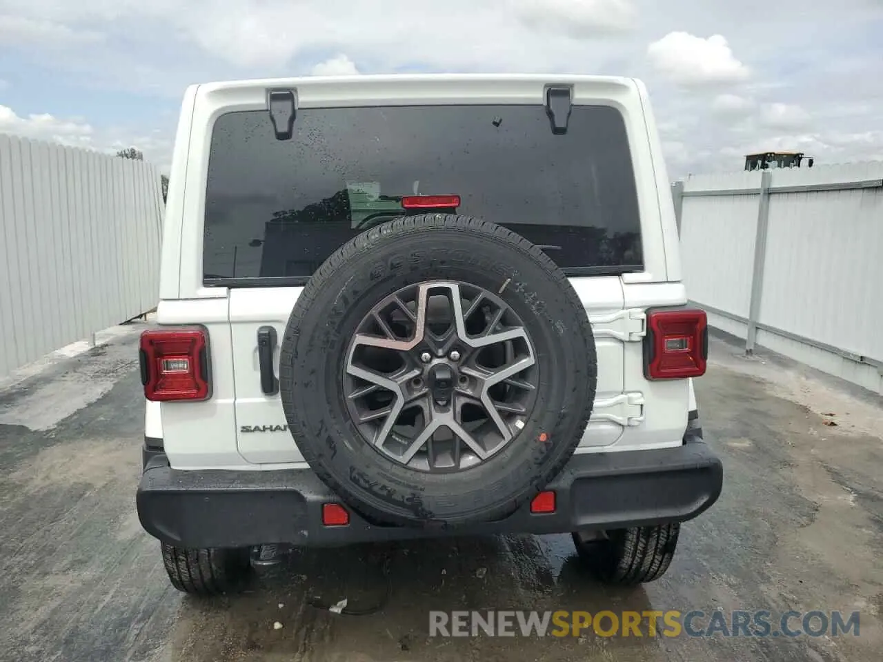 6 fotografías del automóvil dañado 1C4PJXEN7SW505719 JEEP WRANGLER 2025