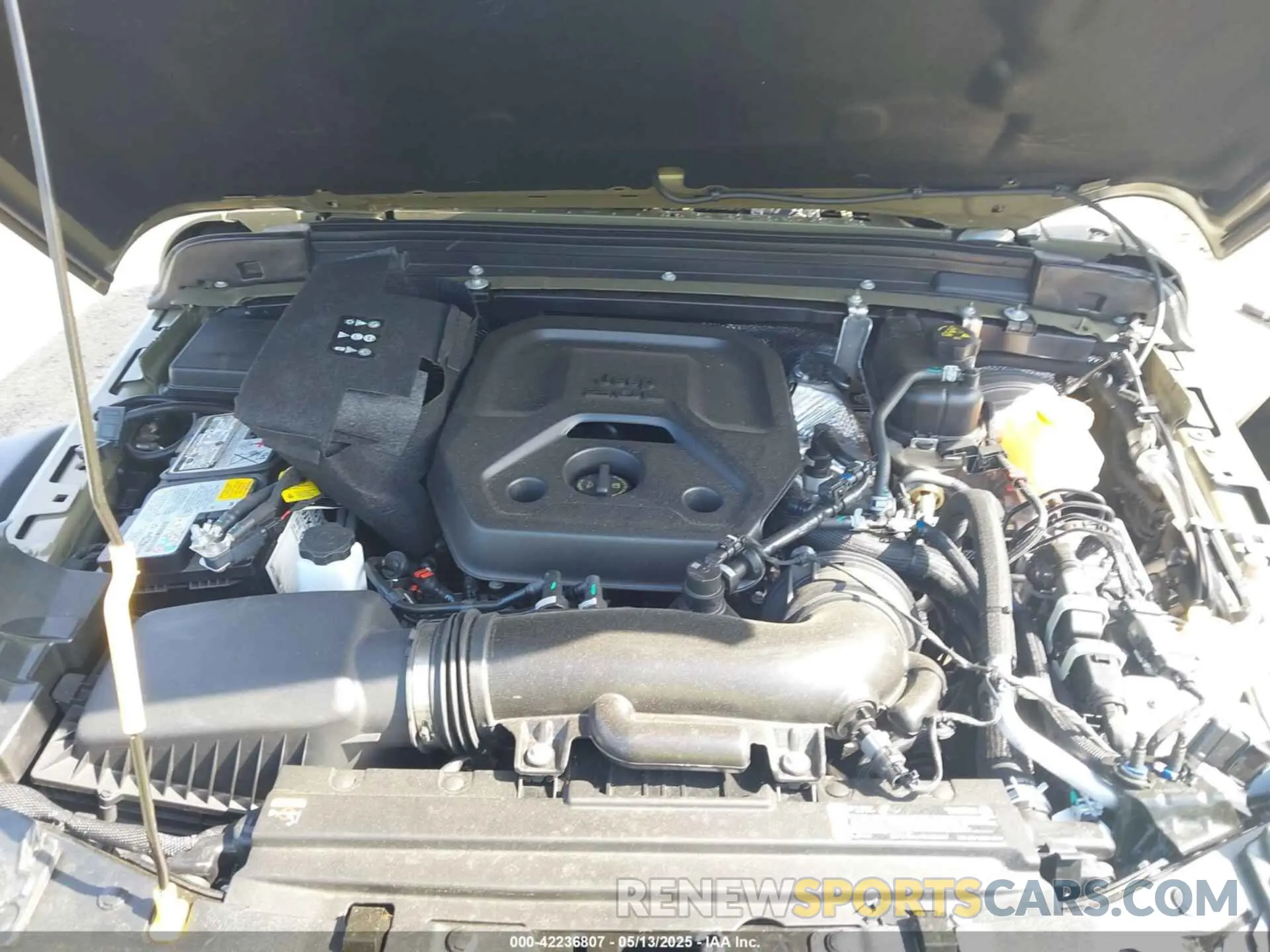 10 fotografías del automóvil dañado 1C4PJXFN0SW546661 JEEP WRANGLER 2025