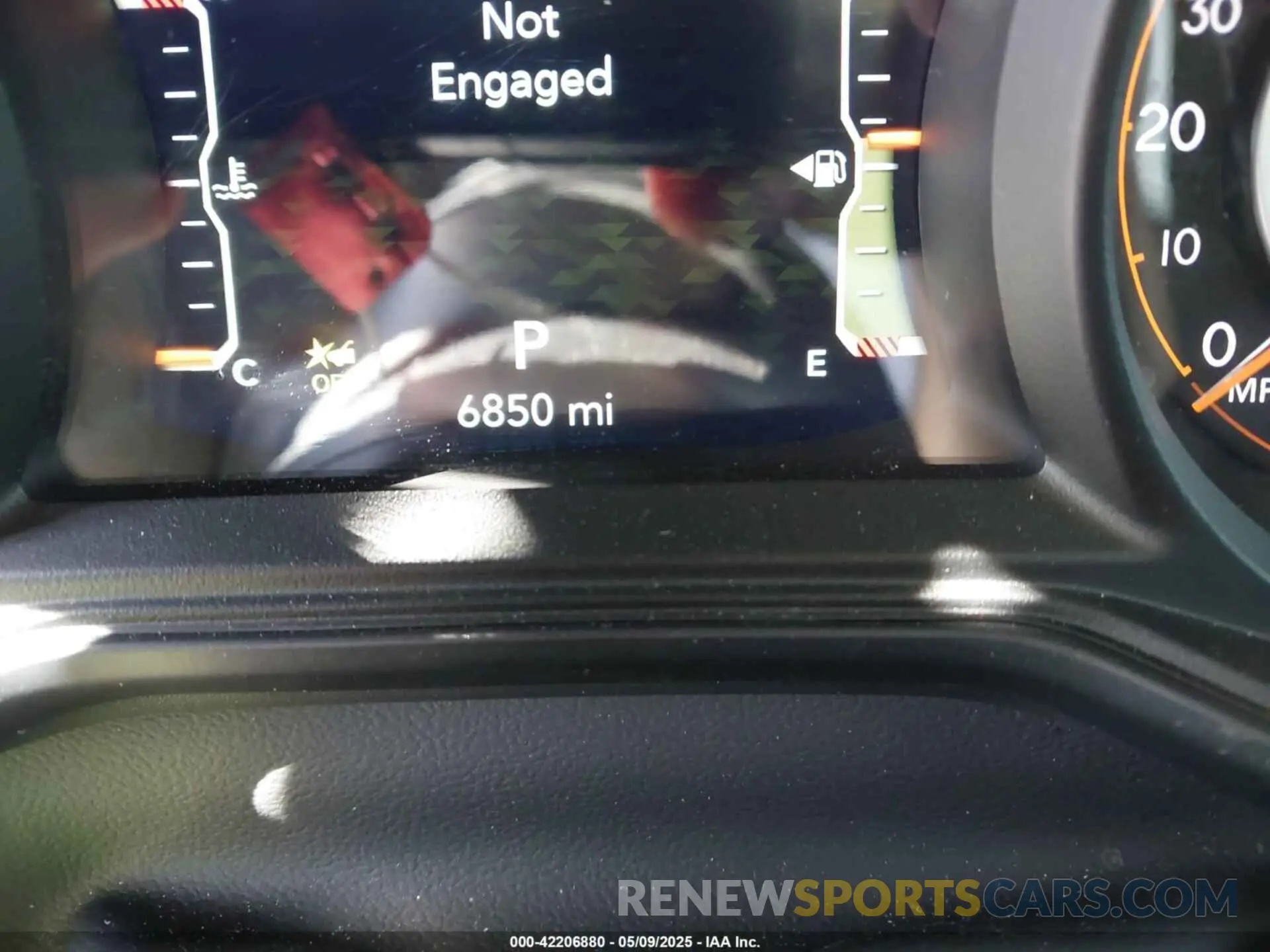 15 fotografías del automóvil dañado 1C4PJXFN2SW526430 JEEP WRANGLER 2025