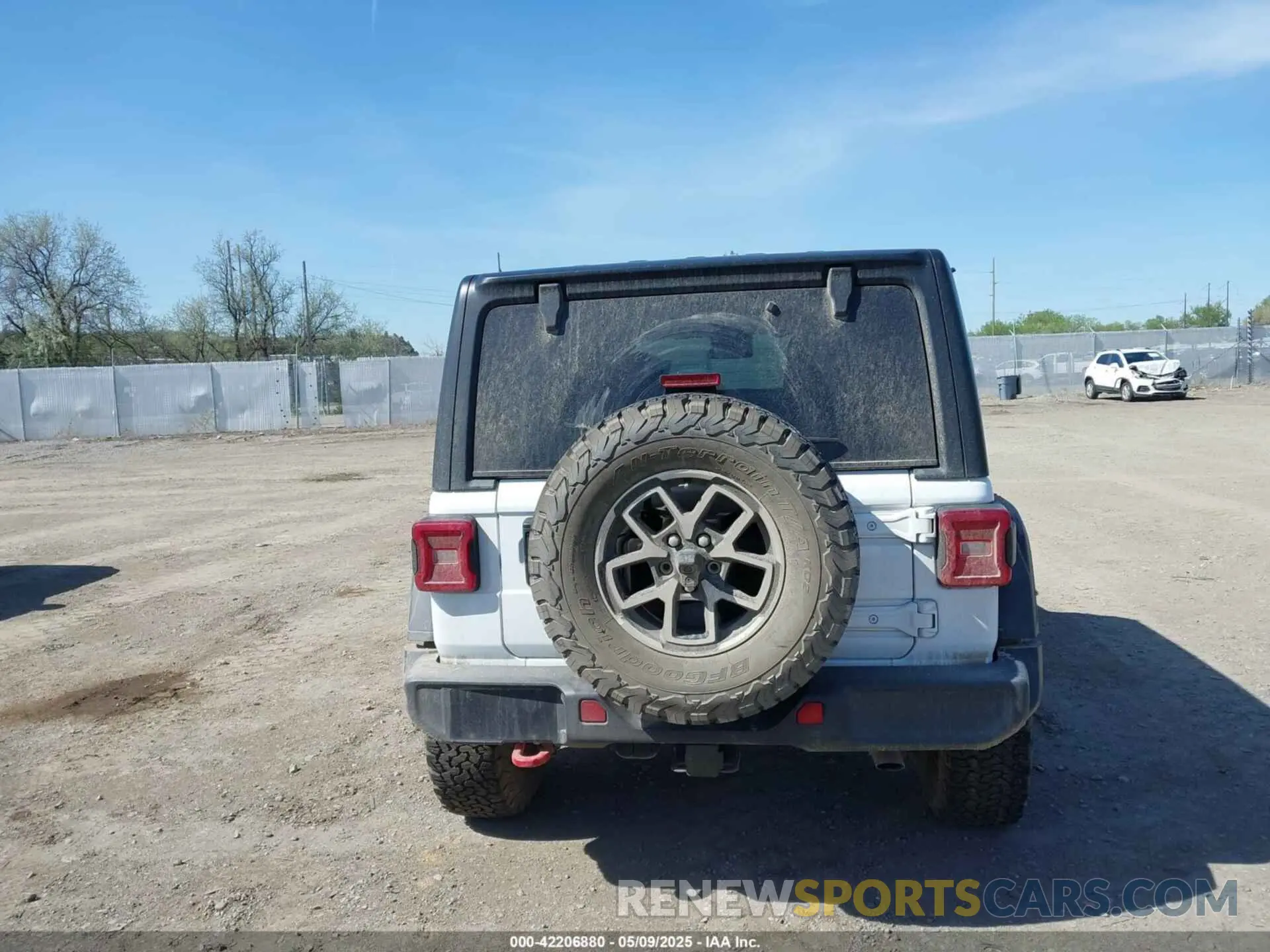 16 fotografías del automóvil dañado 1C4PJXFN2SW526430 JEEP WRANGLER 2025