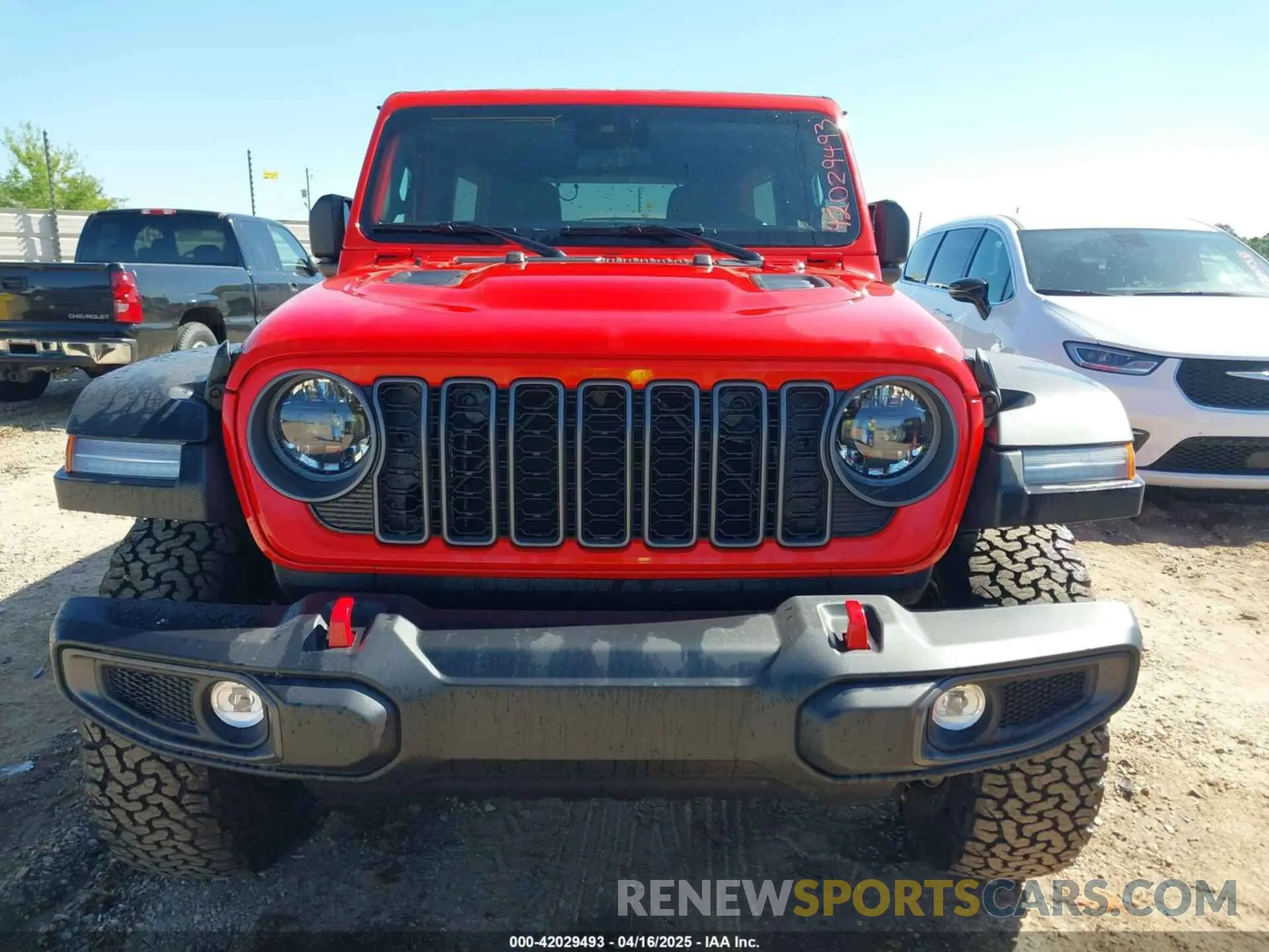 12 fotografías del automóvil dañado 1C4PJXFN8SW525573 JEEP WRANGLER 2025