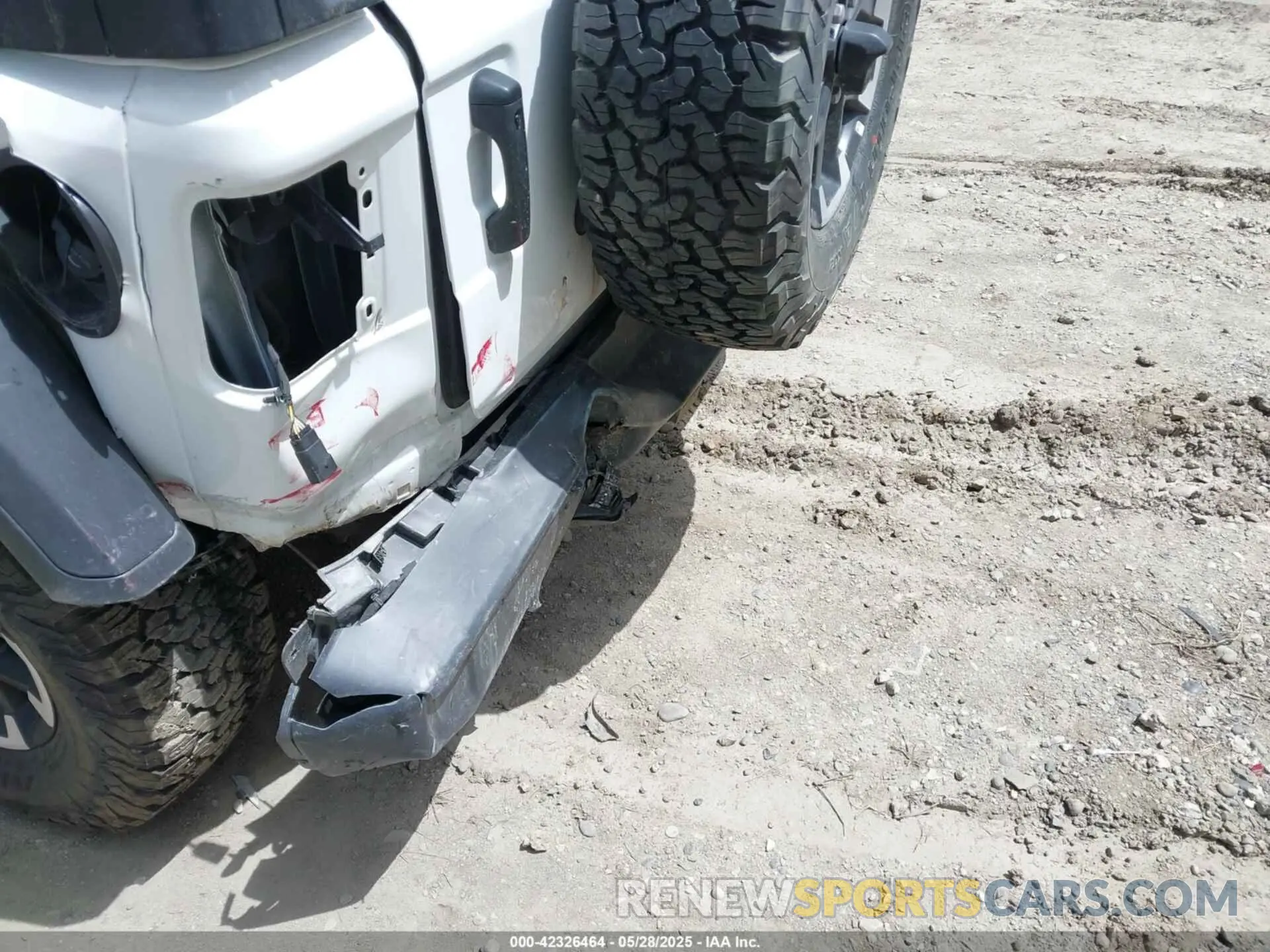 17 fotografías del automóvil dañado 1C4PJXFNXSW526479 JEEP WRANGLER 2025