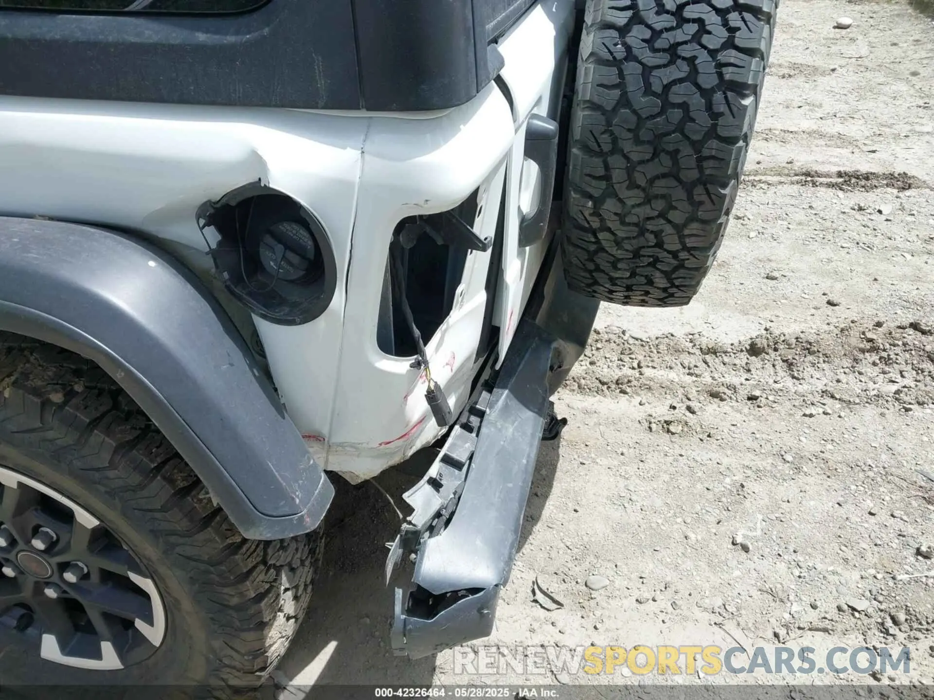 18 fotografías del automóvil dañado 1C4PJXFNXSW526479 JEEP WRANGLER 2025