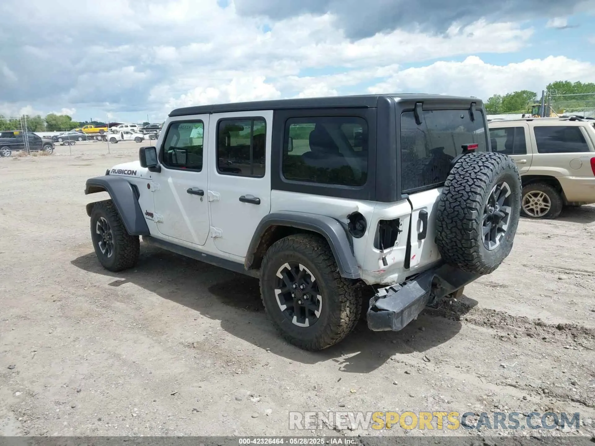 3 fotografías del automóvil dañado 1C4PJXFNXSW526479 JEEP WRANGLER 2025