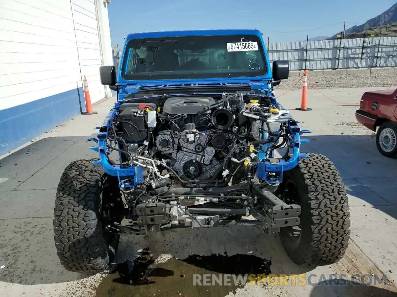5 fotografías del automóvil dañado 1C4RJXFN4SW536904 JEEP WRANGLER 2025