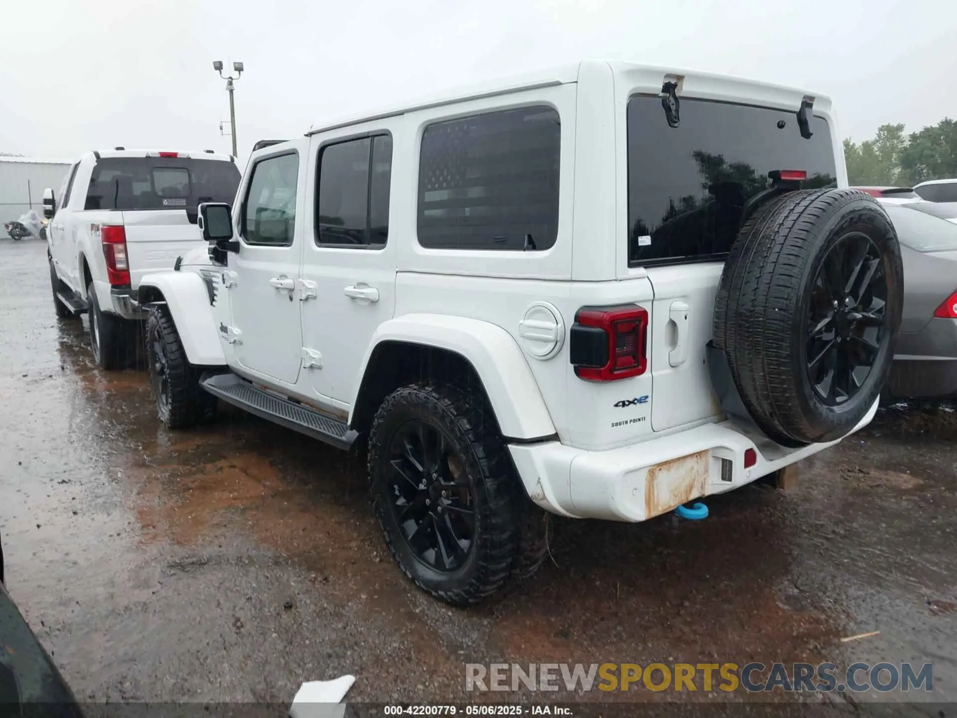 3 fotografías del automóvil dañado 1C4JJXP68MW716328 JEEP WRANGLER 4XE 2021