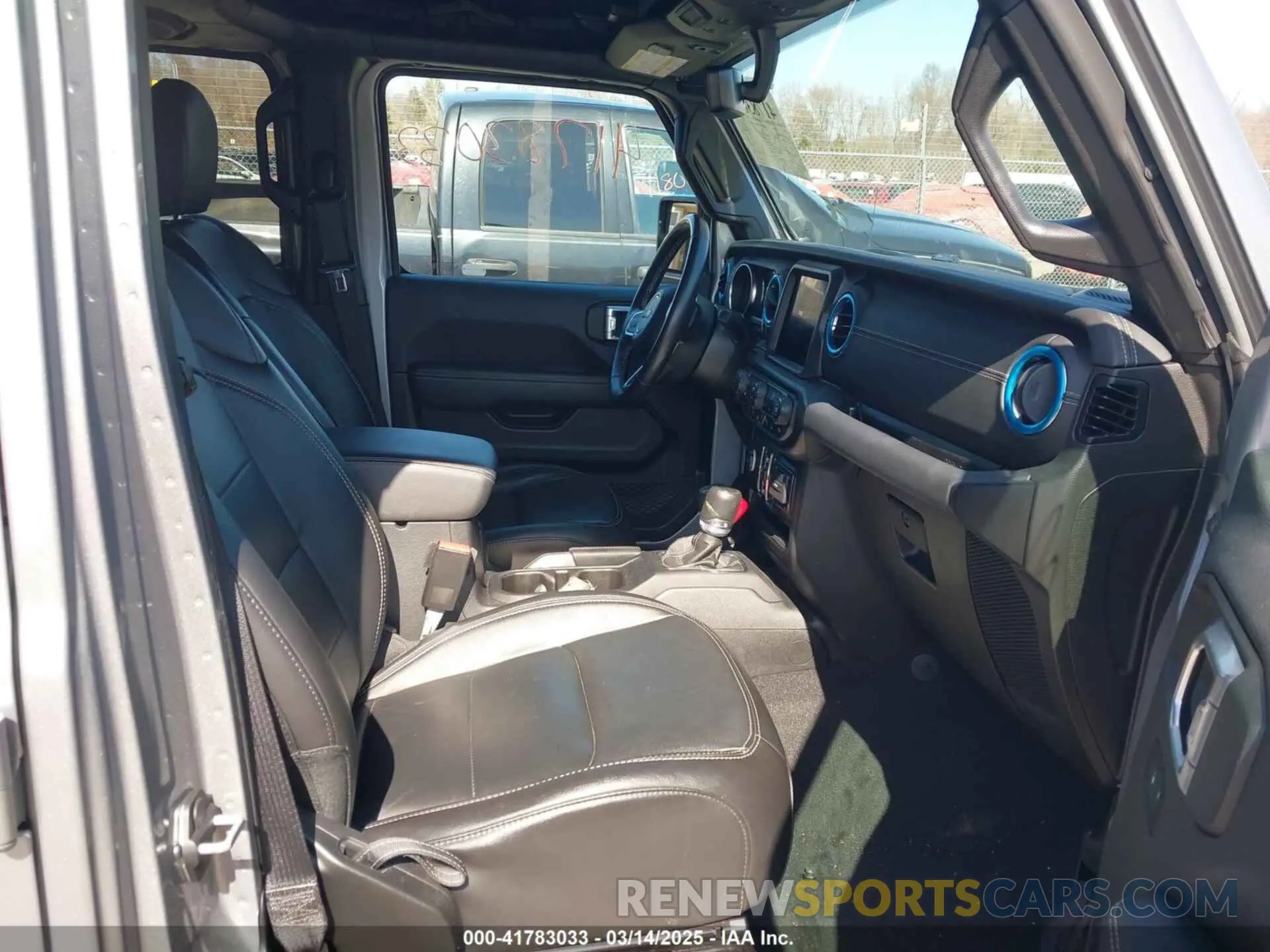 5 fotografías del automóvil dañado 1C4JJXP68MW745327 JEEP WRANGLER 4XE 2021