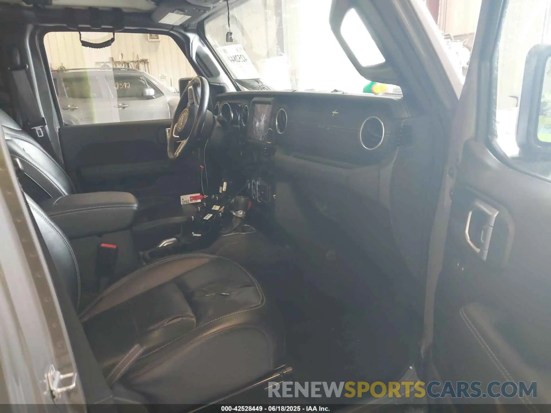 5 fotografías del automóvil dañado 1C4JJXP6XMW784100 JEEP WRANGLER 4XE 2021