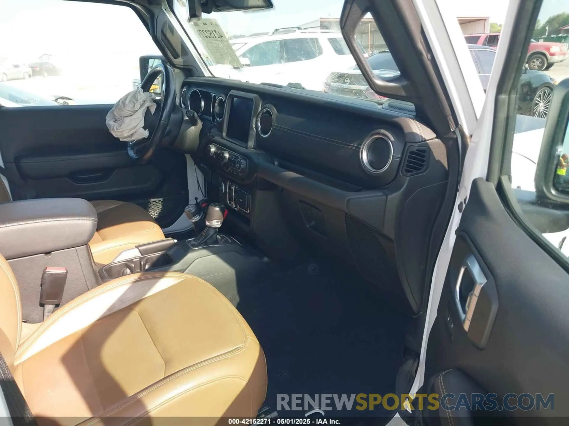 5 fotografías del automóvil dañado 1C4JJXP6XMW840844 JEEP WRANGLER 4XE 2021