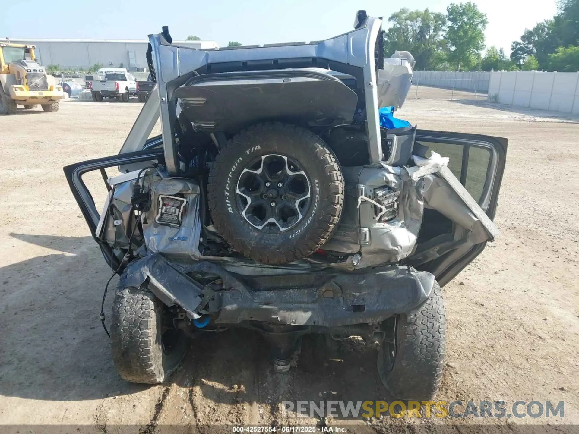 6 fotografías del automóvil dañado 1C4JJXR60MW686500 JEEP WRANGLER 4XE 2021