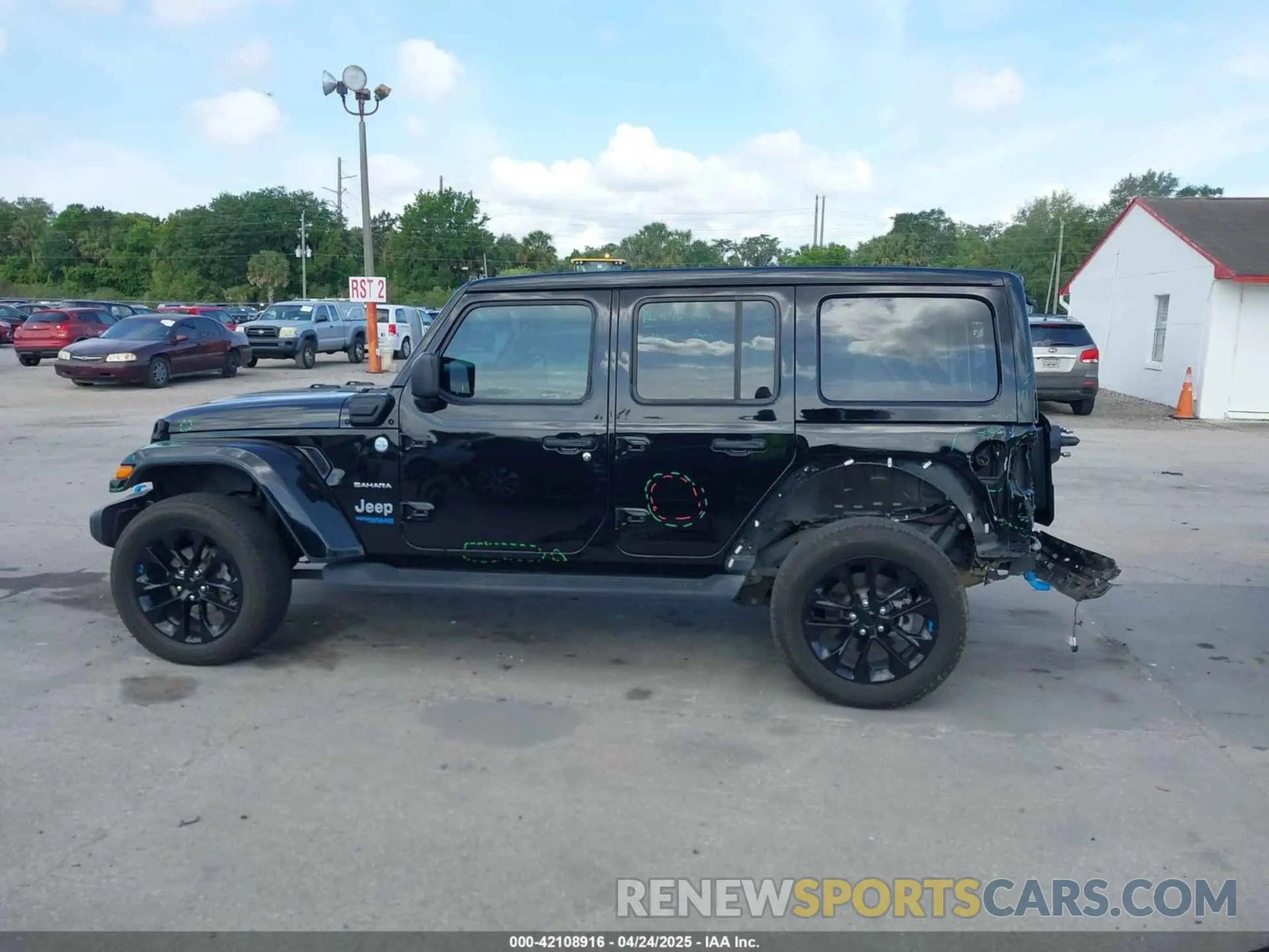 15 fotografías del automóvil dañado 1C4JJXP60NW153776 JEEP WRANGLER 4XE 2022