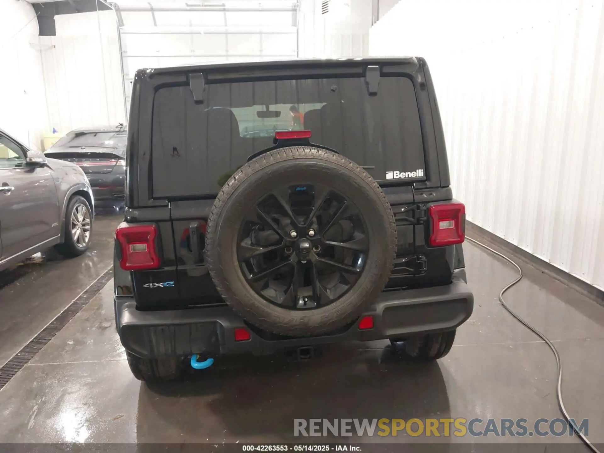 16 fotografías del automóvil dañado 1C4JJXP61NW276048 JEEP WRANGLER 4XE 2022