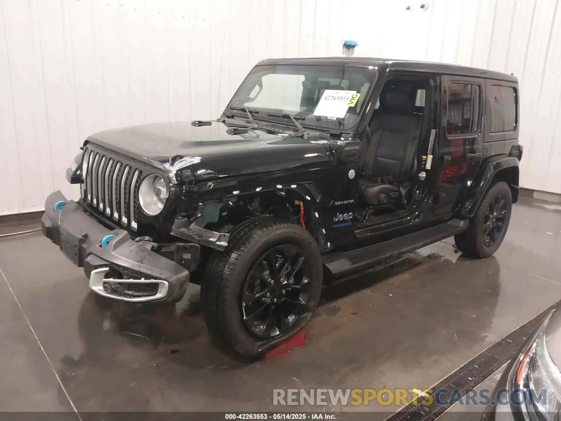 2 fotografías del automóvil dañado 1C4JJXP61NW276048 JEEP WRANGLER 4XE 2022