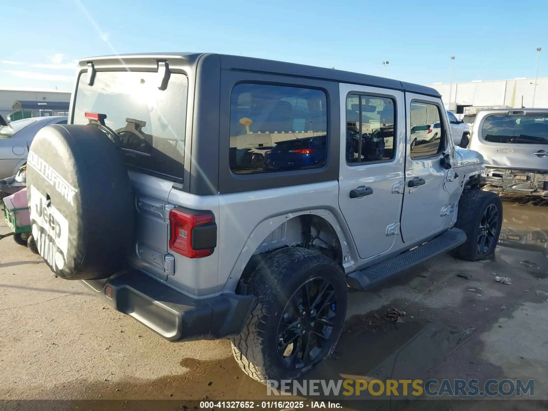 4 fotografías del automóvil dañado 1C4JJXP62NW229322 JEEP WRANGLER 4XE 2022
