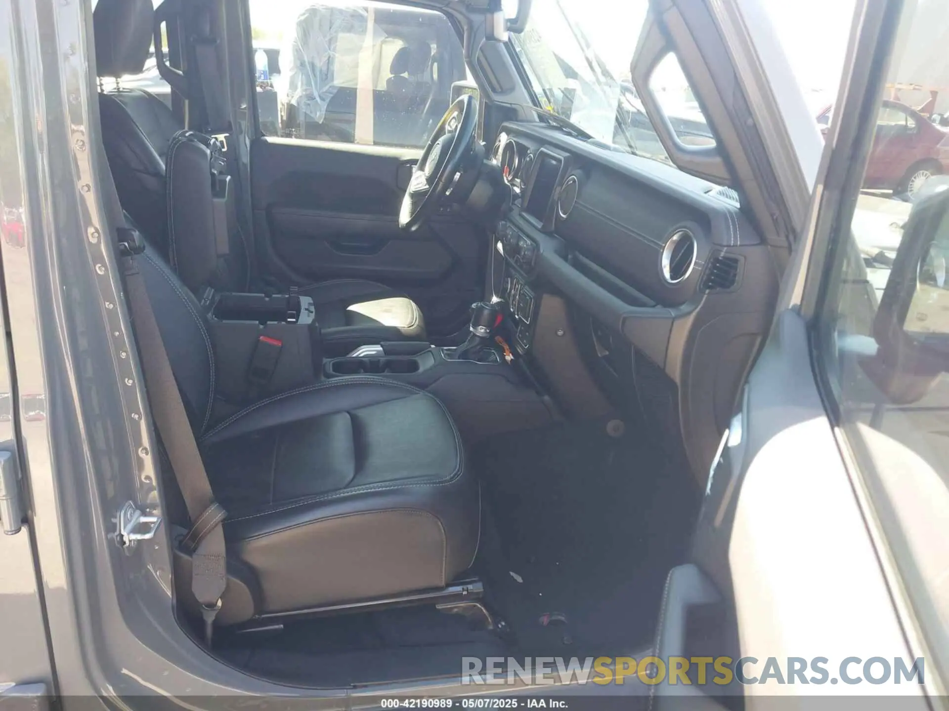 5 fotografías del automóvil dañado 1C4JJXP64NW227927 JEEP WRANGLER 4XE 2022