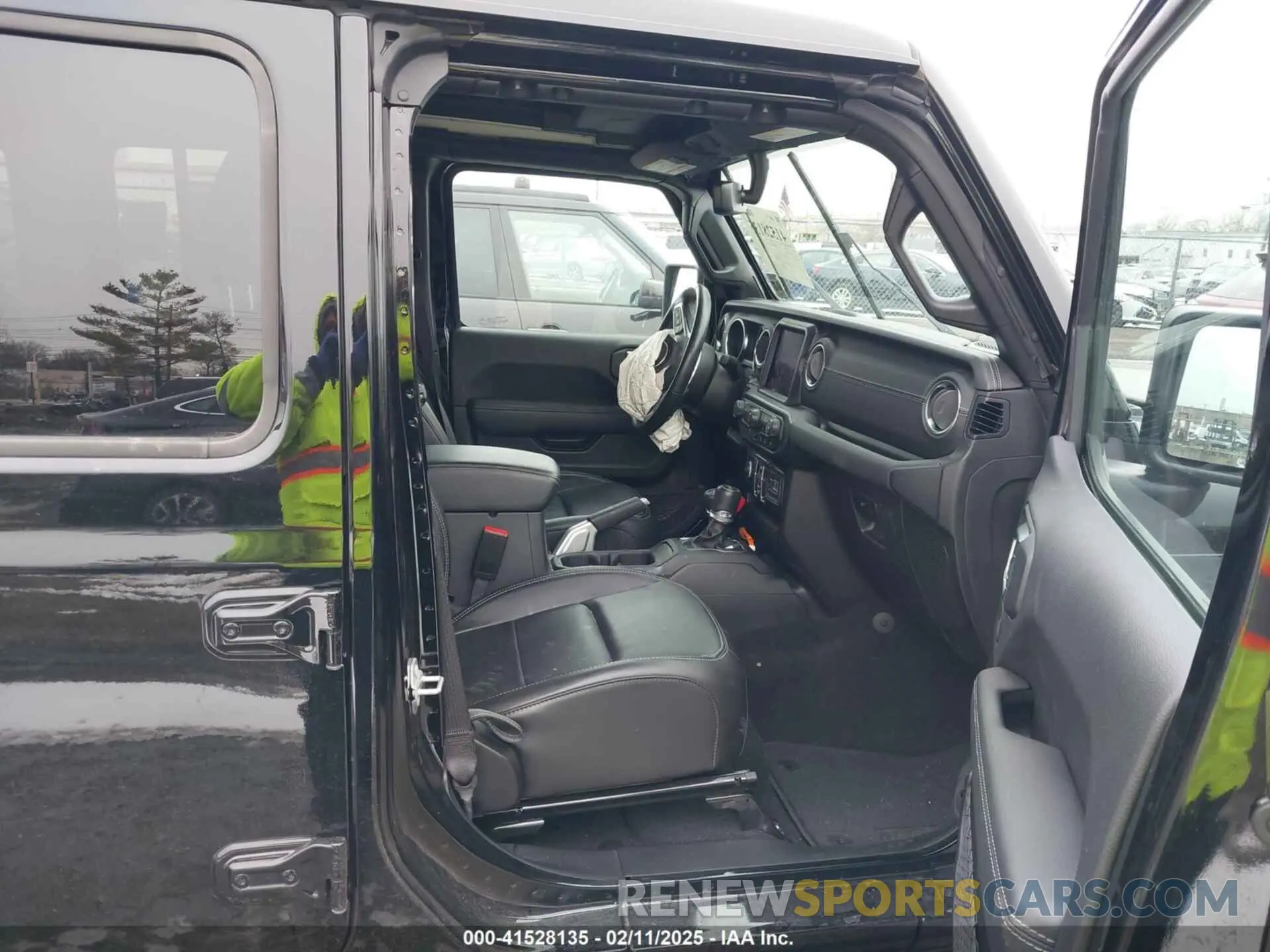 5 fotografías del automóvil dañado 1C4JJXP66NW101035 JEEP WRANGLER 4XE 2022