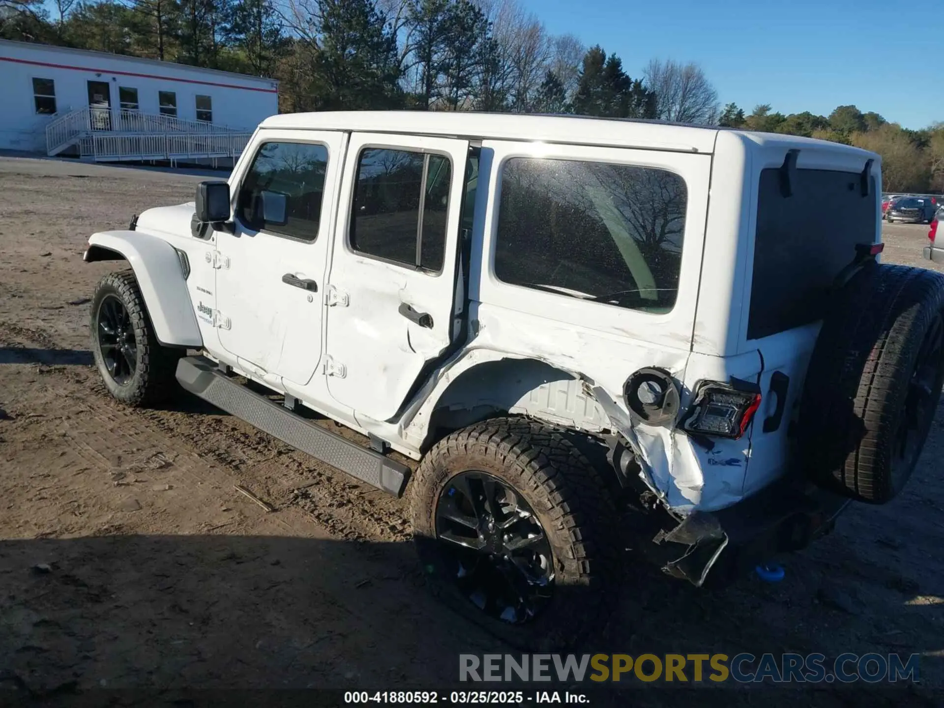 3 fotografías del automóvil dañado 1C4JJXP67NW279486 JEEP WRANGLER 4XE 2022
