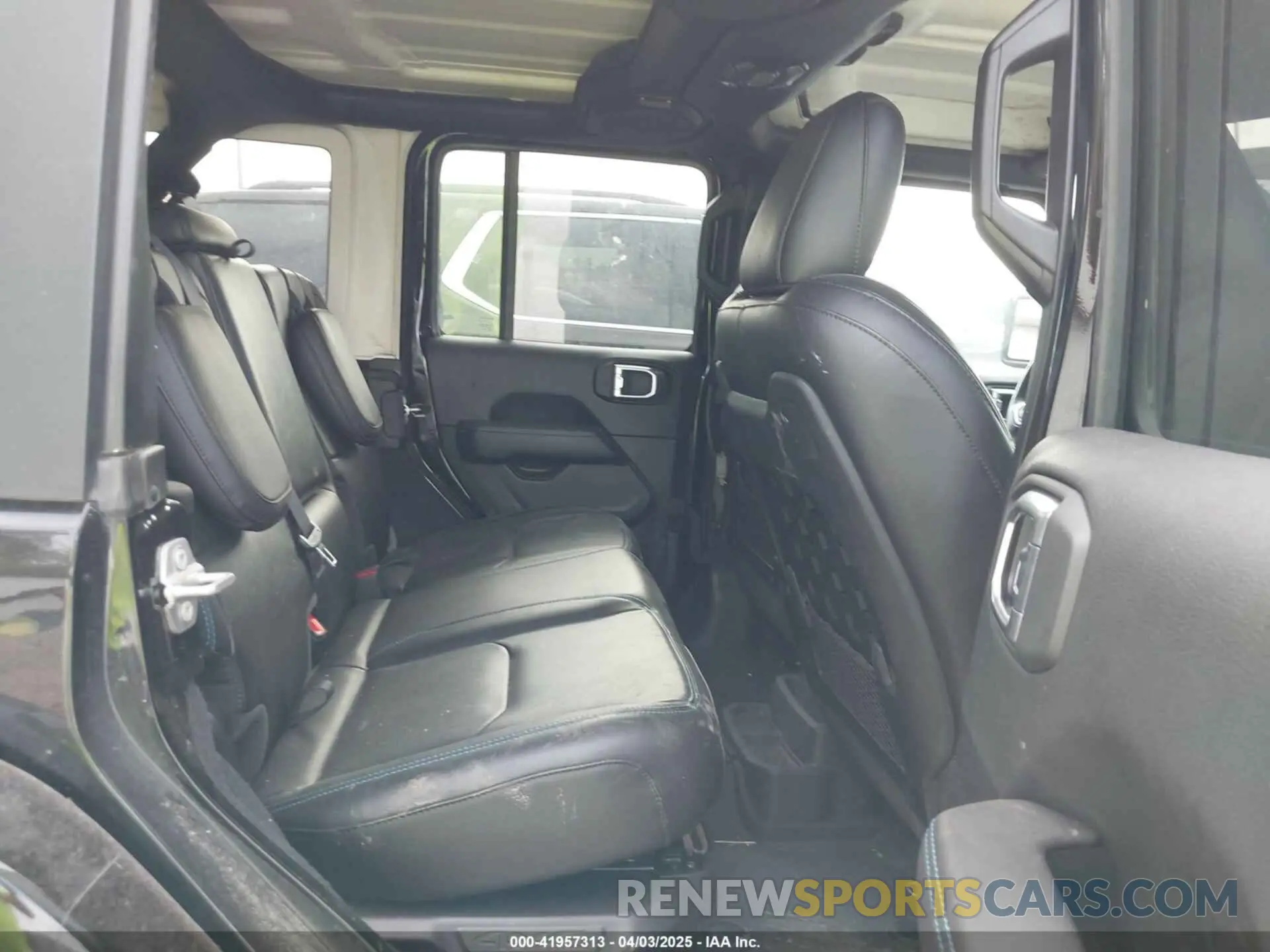 8 fotografías del automóvil dañado 1C4JJXR63NW228550 JEEP WRANGLER 4XE 2022