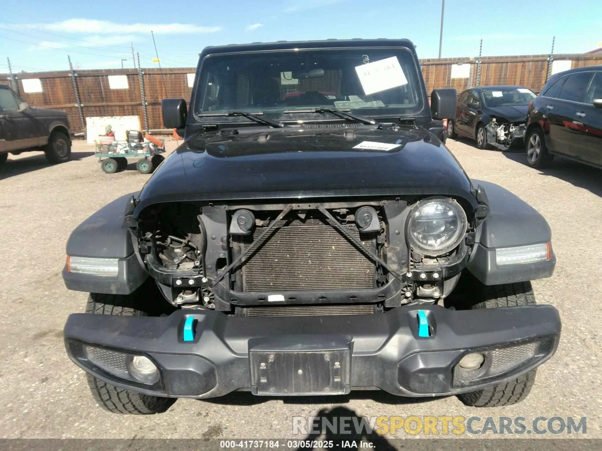 12 fotografías del automóvil dañado 1C4JJXN62PW641858 JEEP WRANGLER 4XE 2023