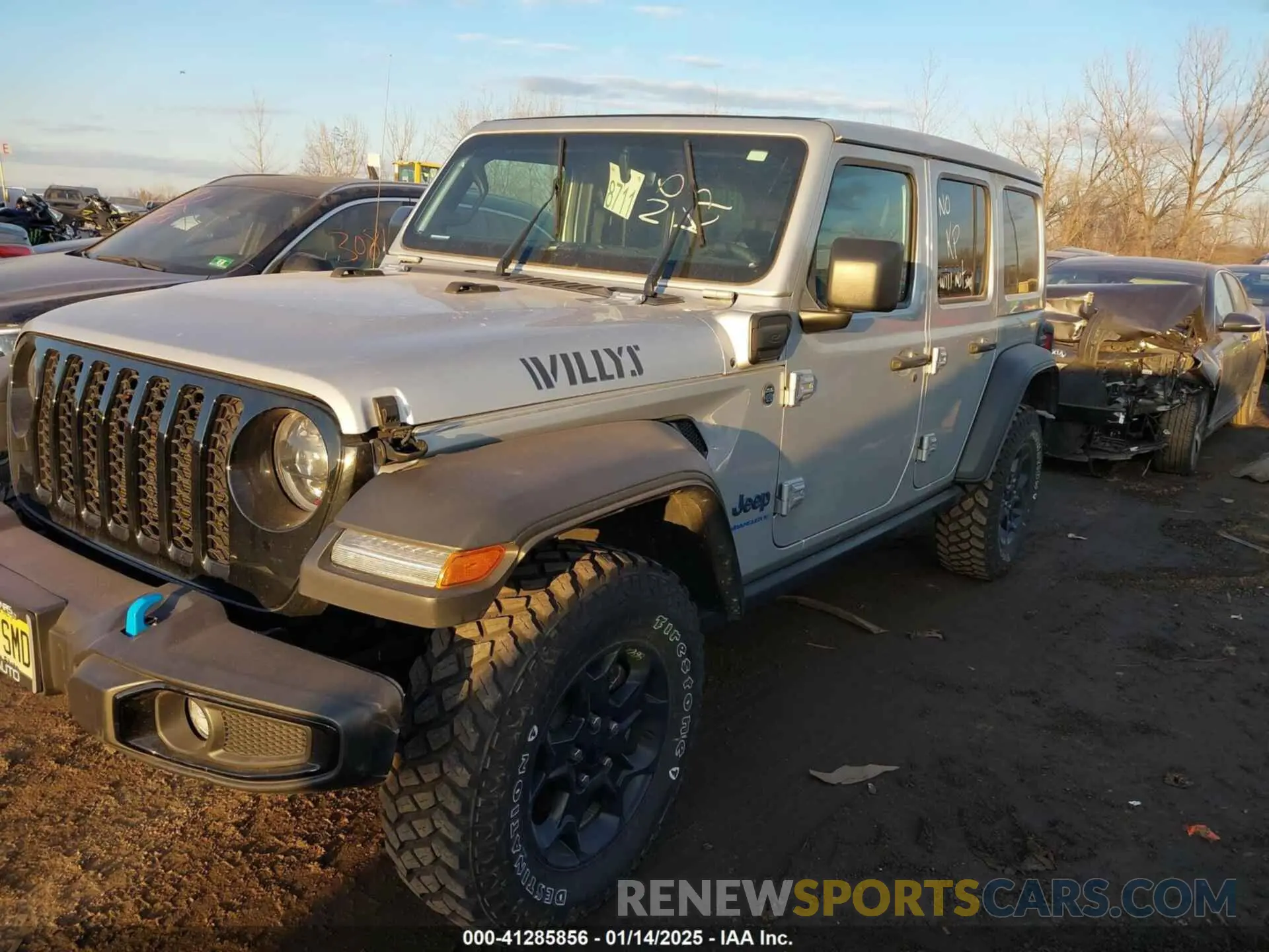2 fotografías del automóvil dañado 1C4JJXN65PW612855 JEEP WRANGLER 4XE 2023