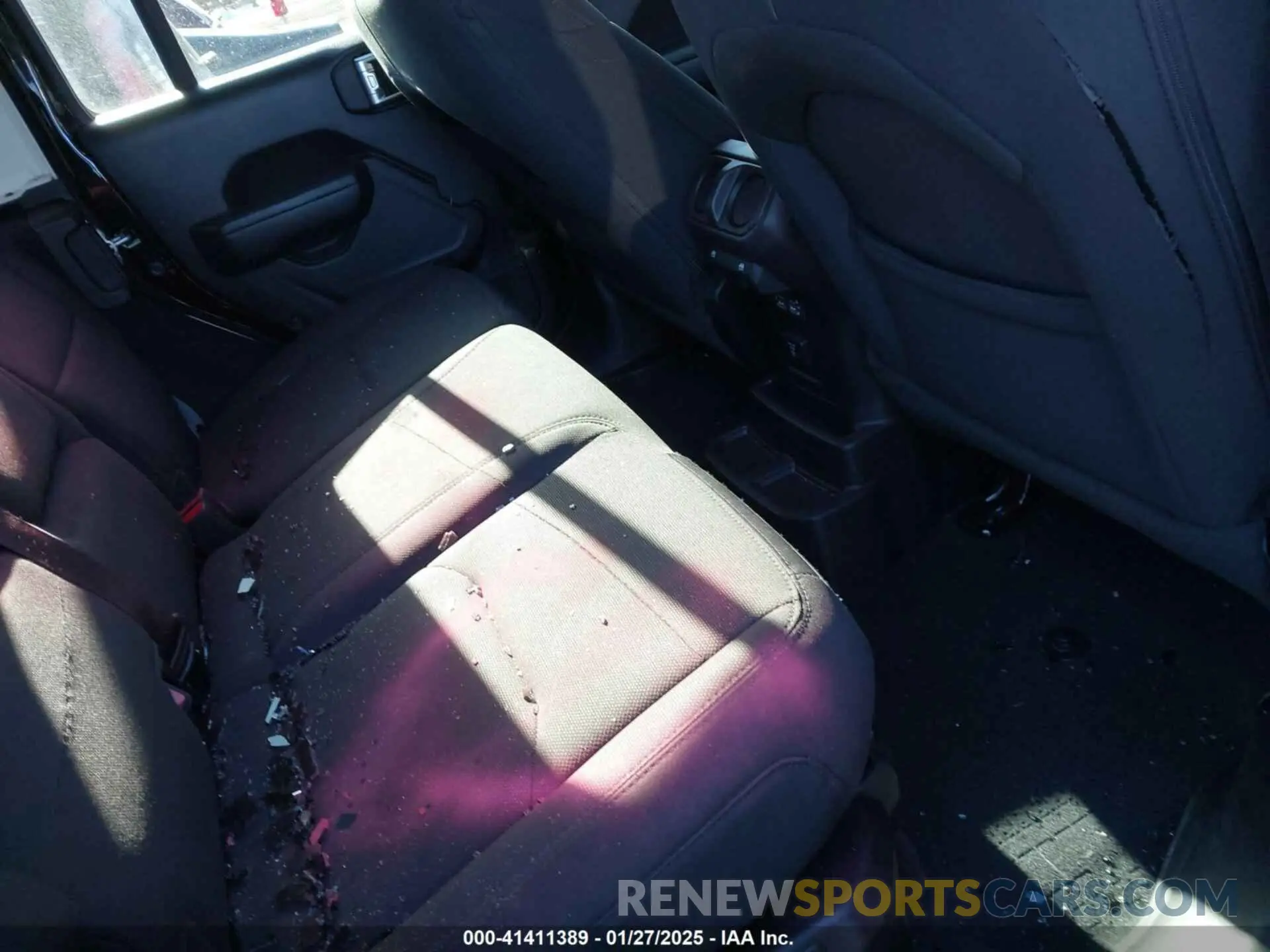8 fotografías del automóvil dañado 1C4JJXN67PW621024 JEEP WRANGLER 4XE 2023