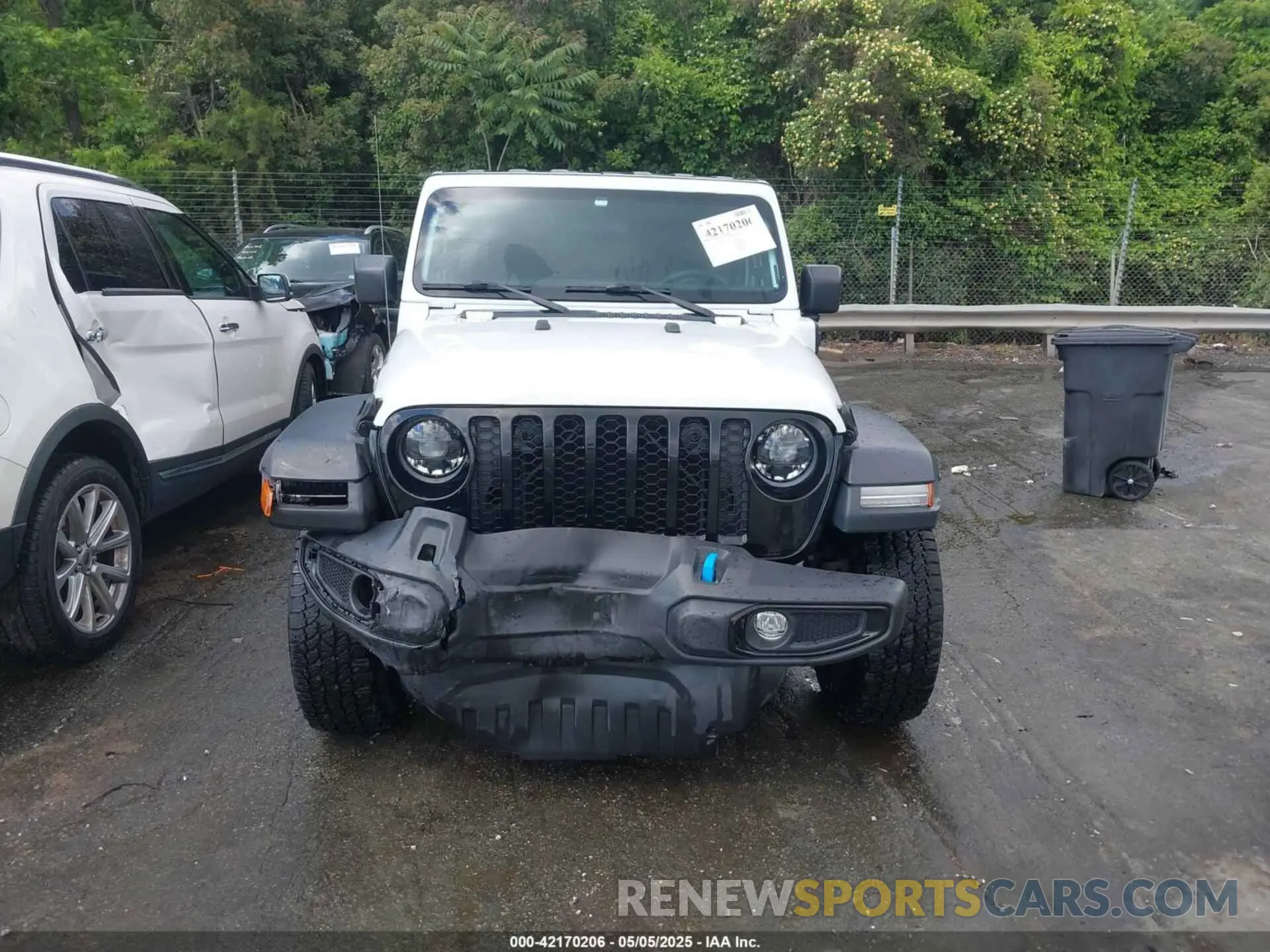 12 fotografías del automóvil dañado 1C4JJXN67PW630869 JEEP WRANGLER 4XE 2023
