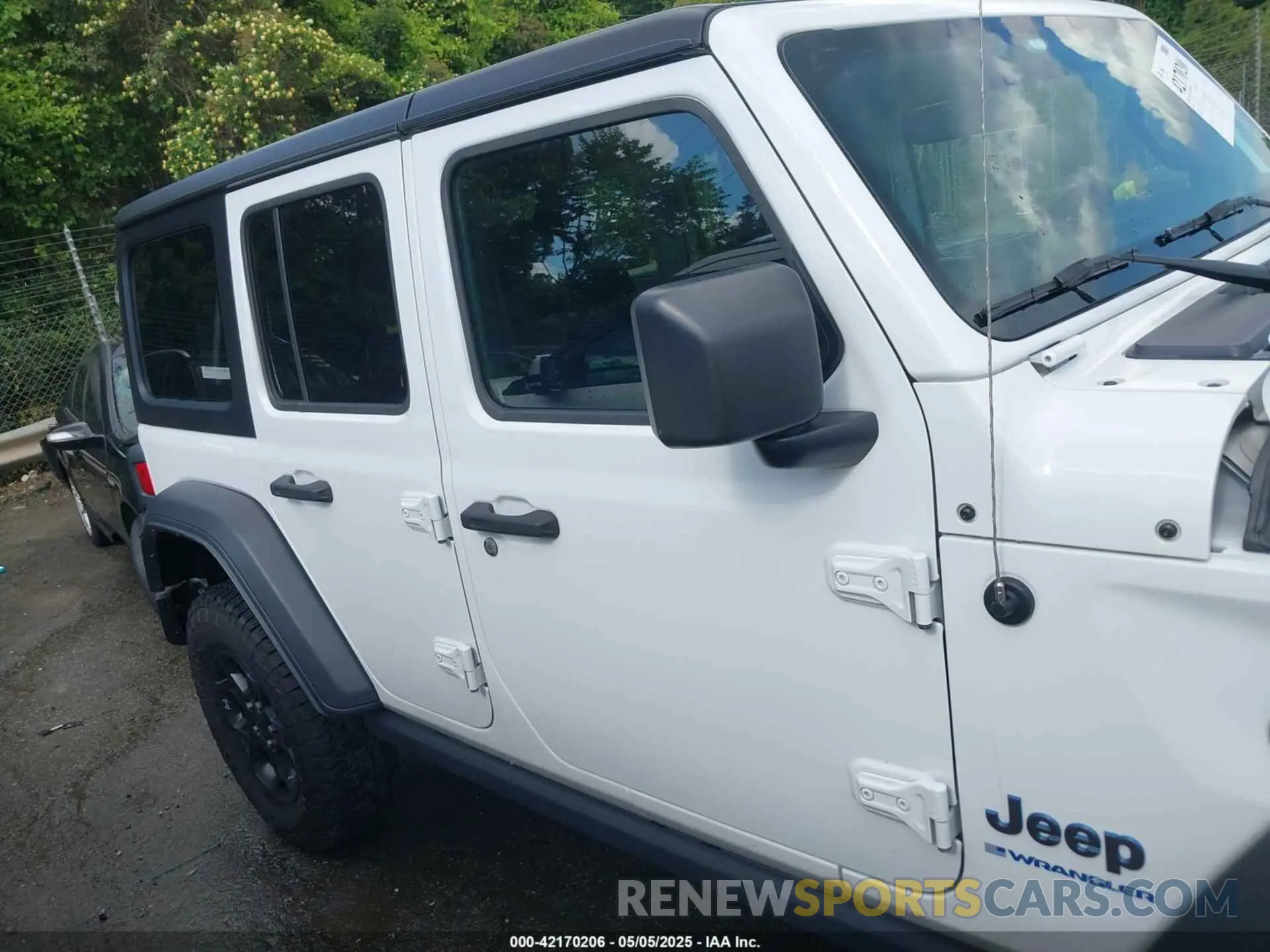 13 fotografías del automóvil dañado 1C4JJXN67PW630869 JEEP WRANGLER 4XE 2023