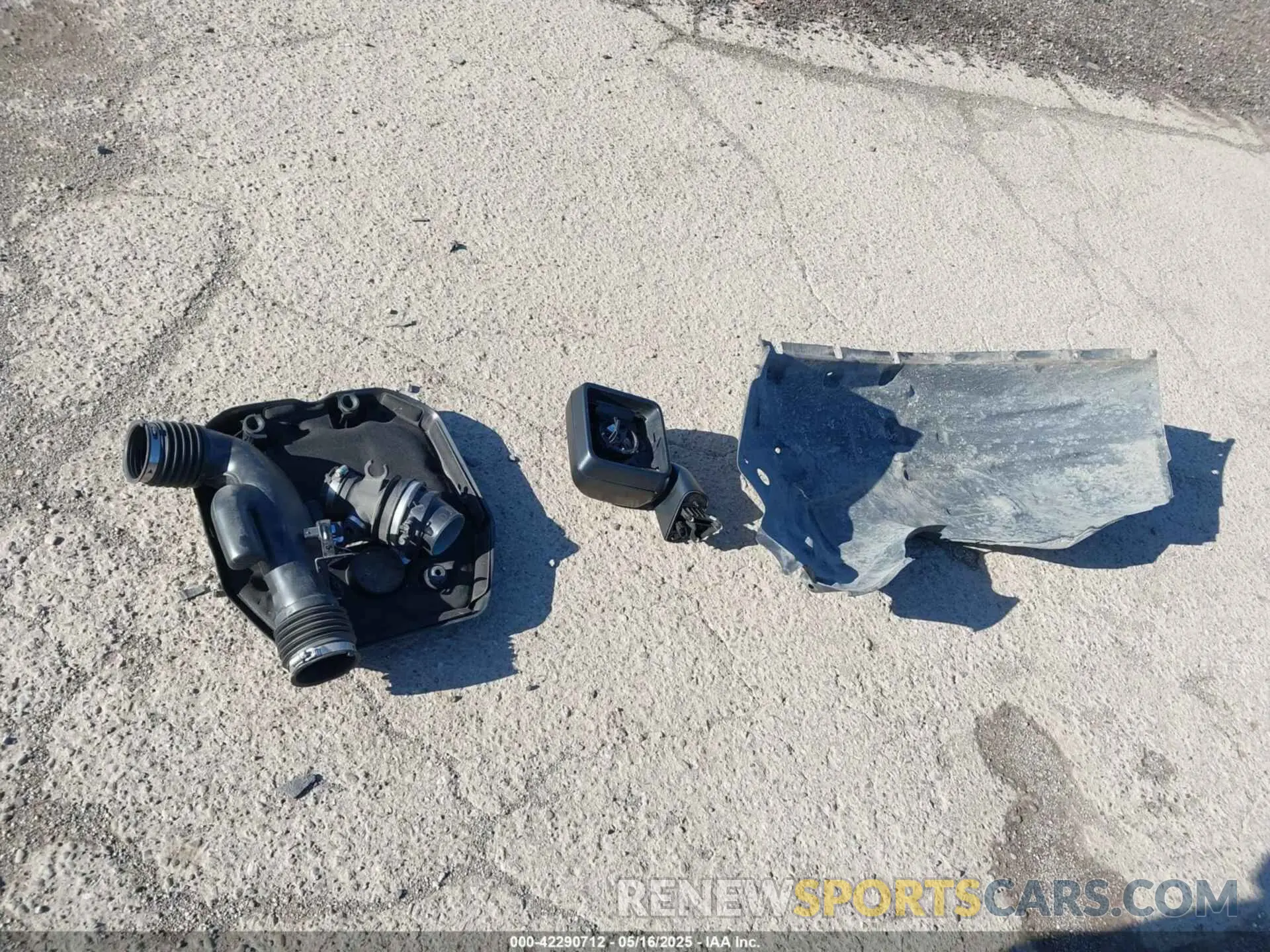 12 fotografías del automóvil dañado 1C4JJXP60PW627051 JEEP WRANGLER 4XE 2023
