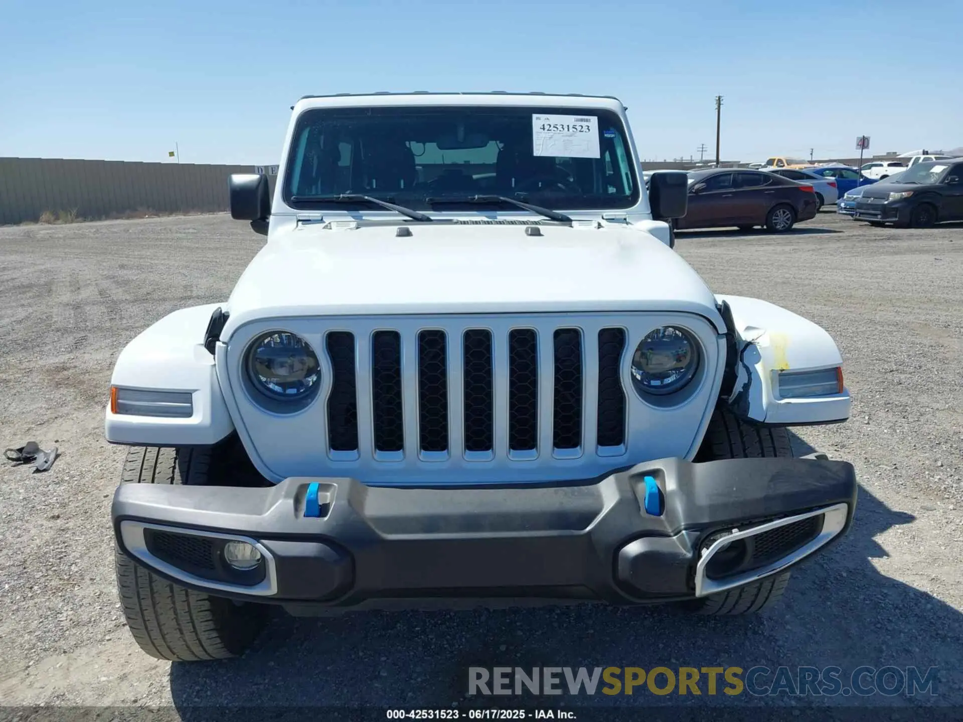 12 fotografías del automóvil dañado 1C4JJXP61PW536631 JEEP WRANGLER 4XE 2023