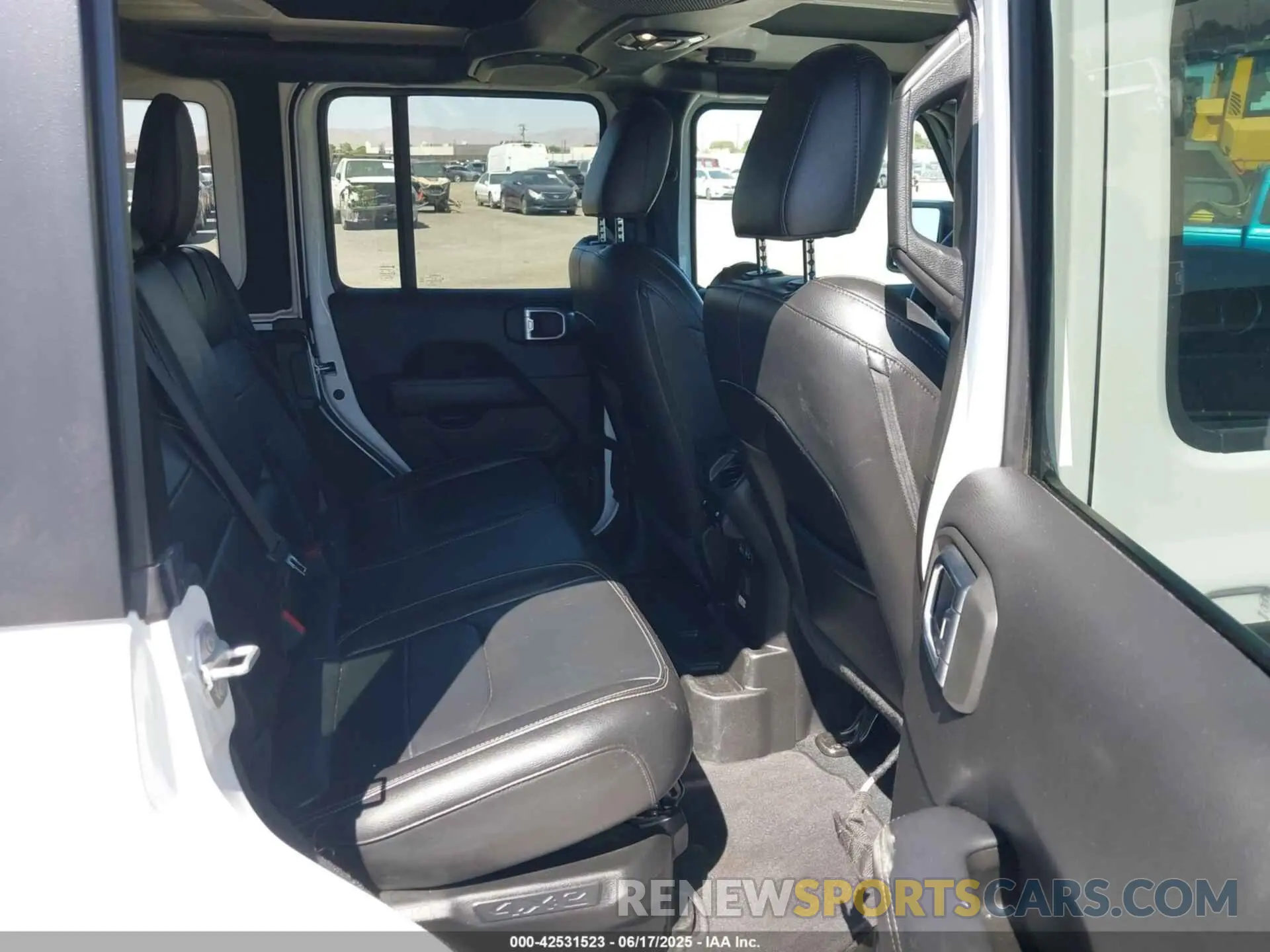 8 fotografías del automóvil dañado 1C4JJXP61PW536631 JEEP WRANGLER 4XE 2023