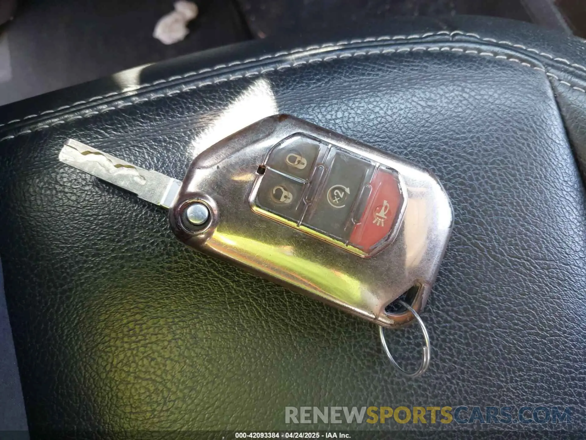 11 fotografías del automóvil dañado 1C4JJXP61PW537326 JEEP WRANGLER 4XE 2023