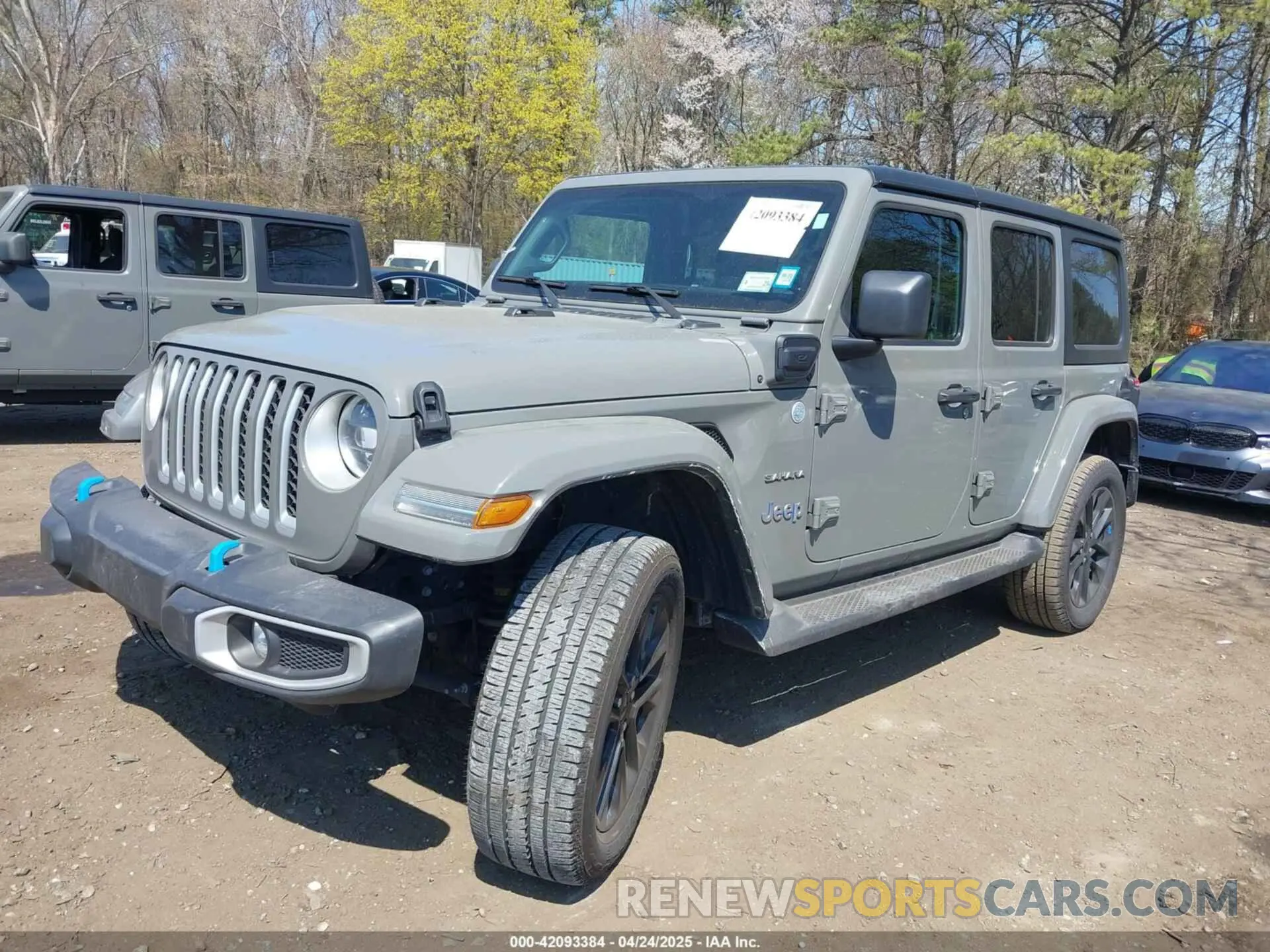 2 fotografías del automóvil dañado 1C4JJXP61PW537326 JEEP WRANGLER 4XE 2023