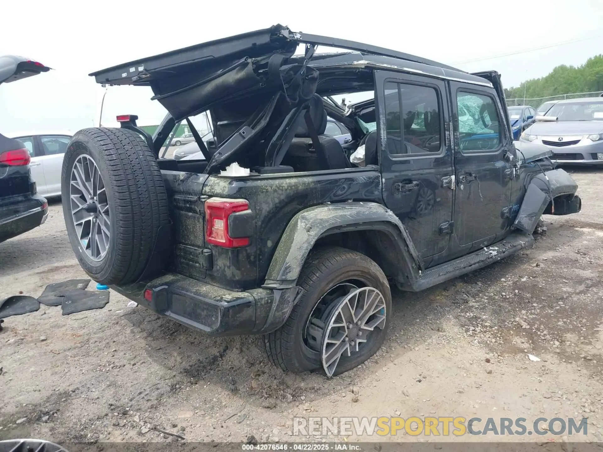 4 fotografías del automóvil dañado 1C4JJXP62PW629335 JEEP WRANGLER 4XE 2023